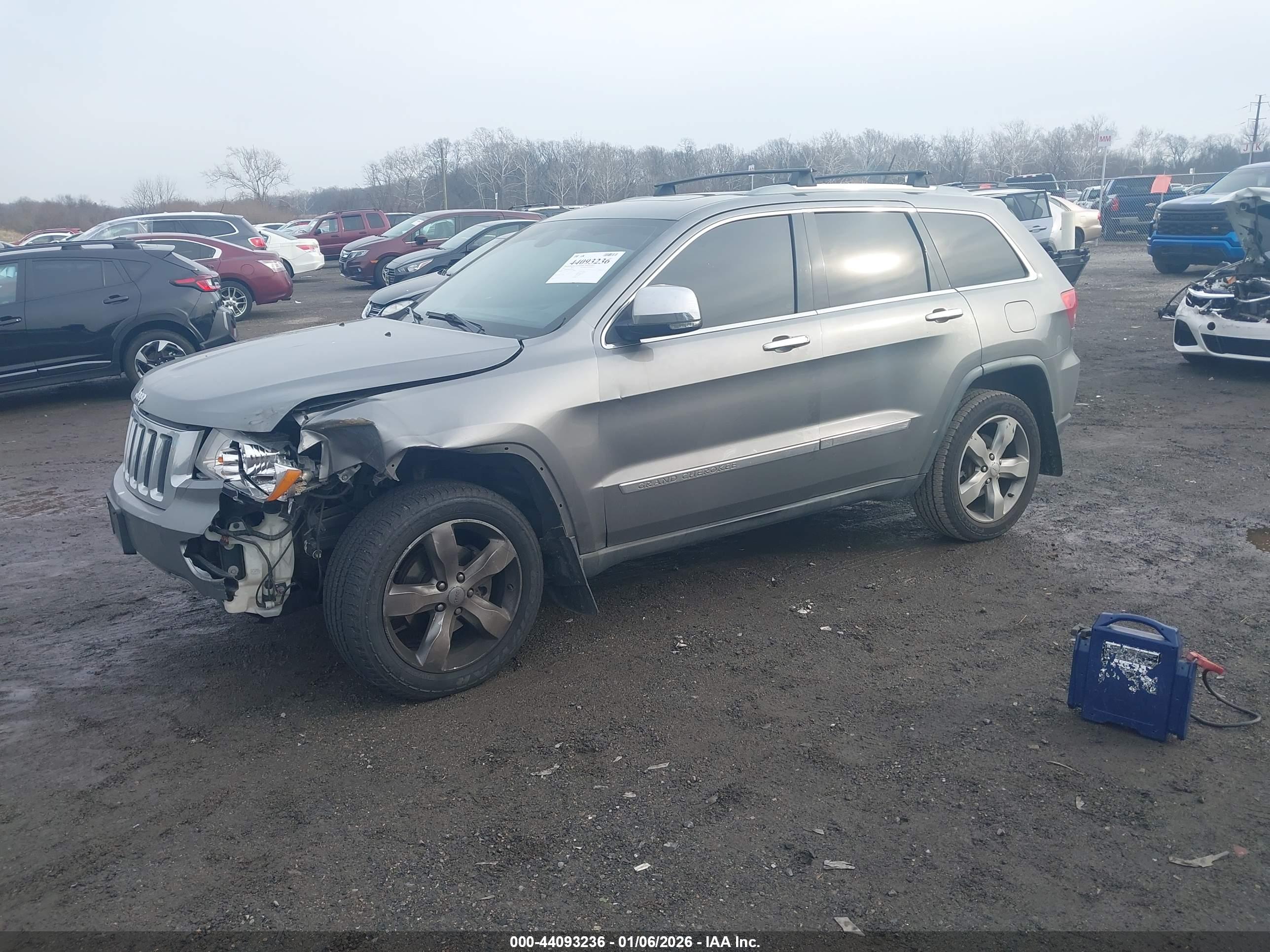 JEEP GRAND image 2