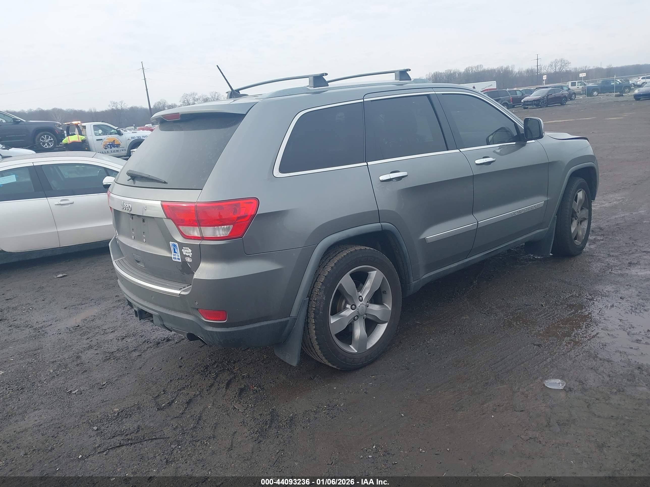 JEEP GRAND image 4