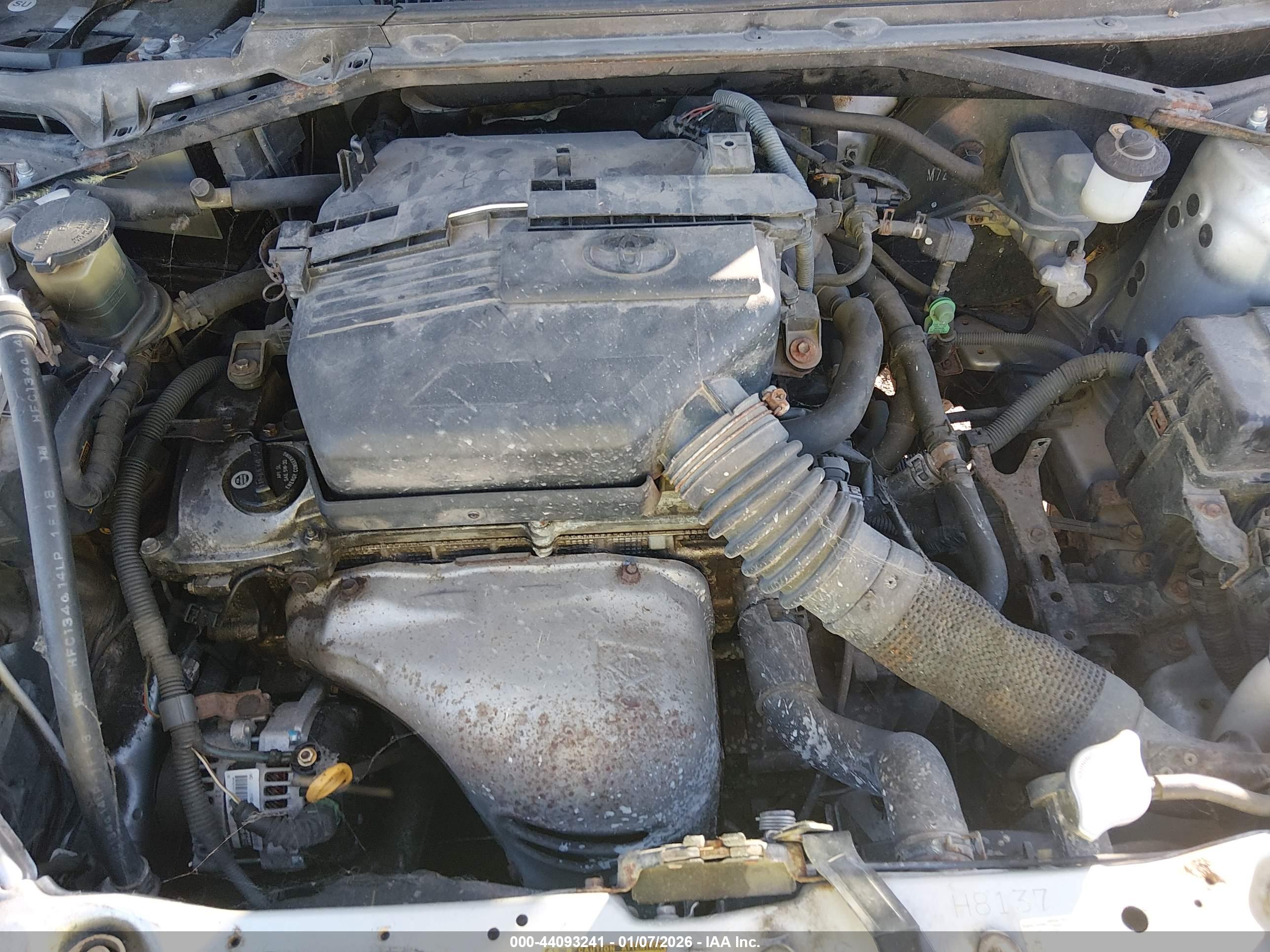 TOYOTA RAV4 image 10