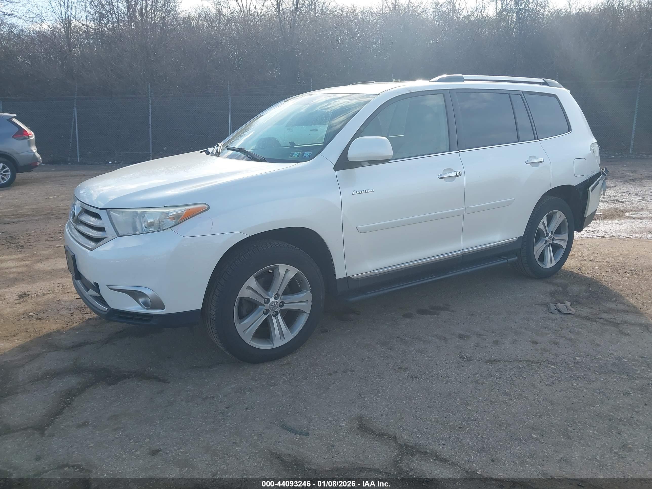 TOYOTA HIGHLANDER image 2