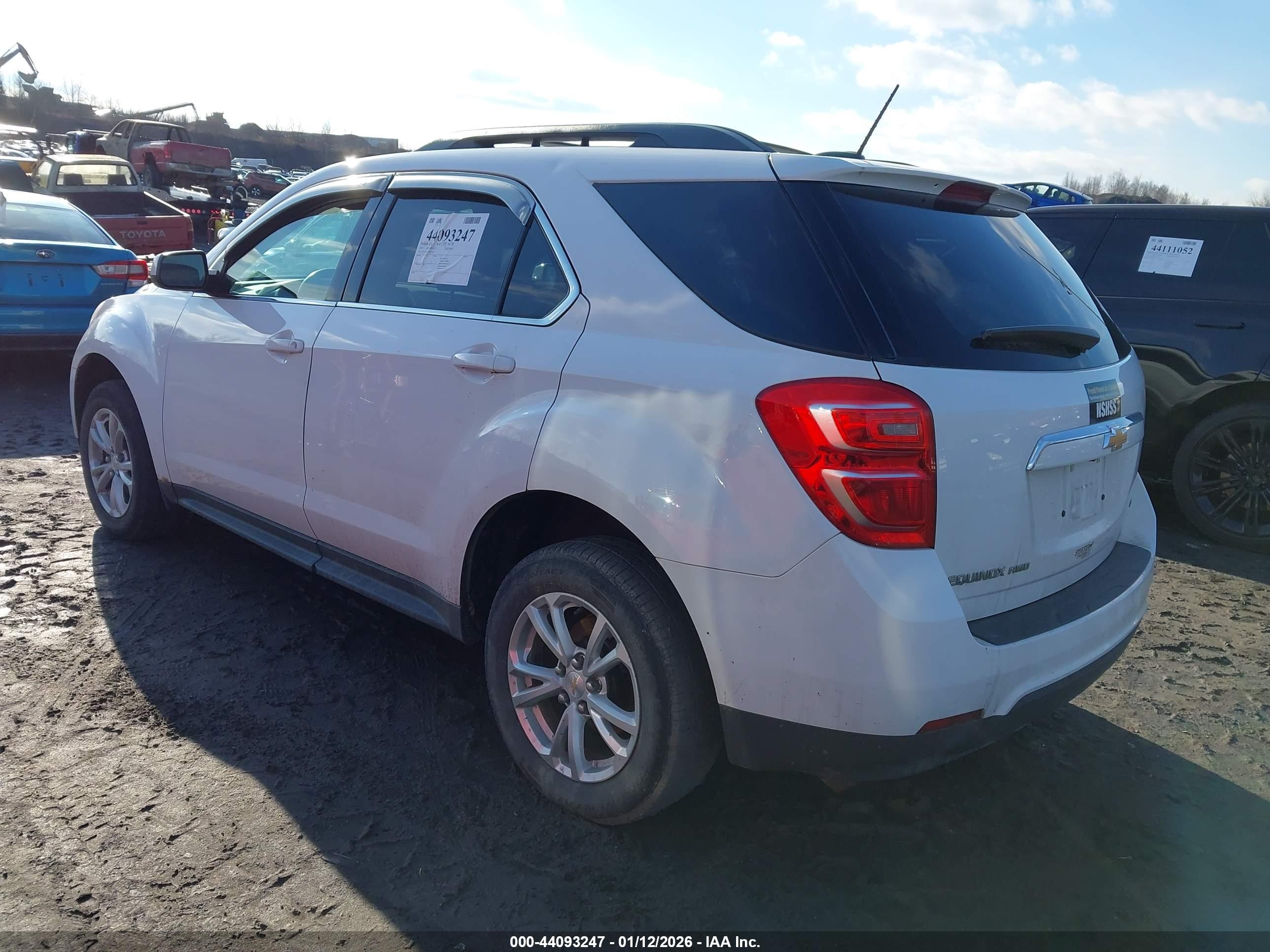 CHEVROLET EQUINOX image 3