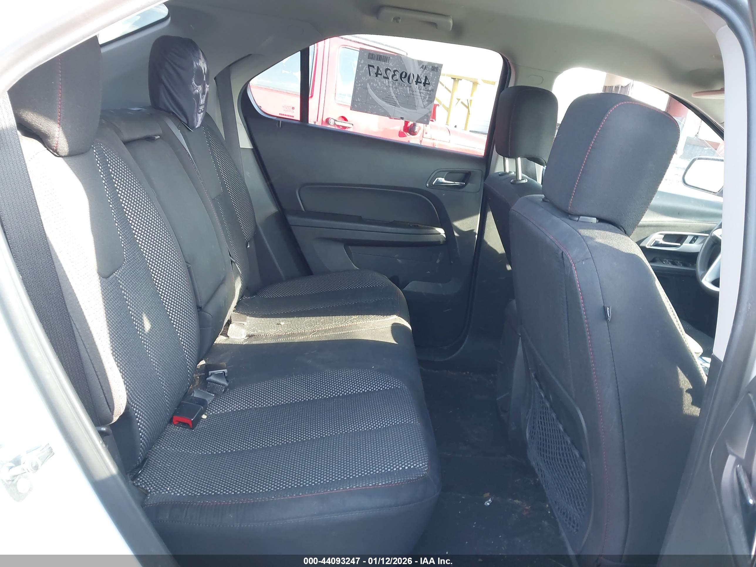 CHEVROLET EQUINOX image 8