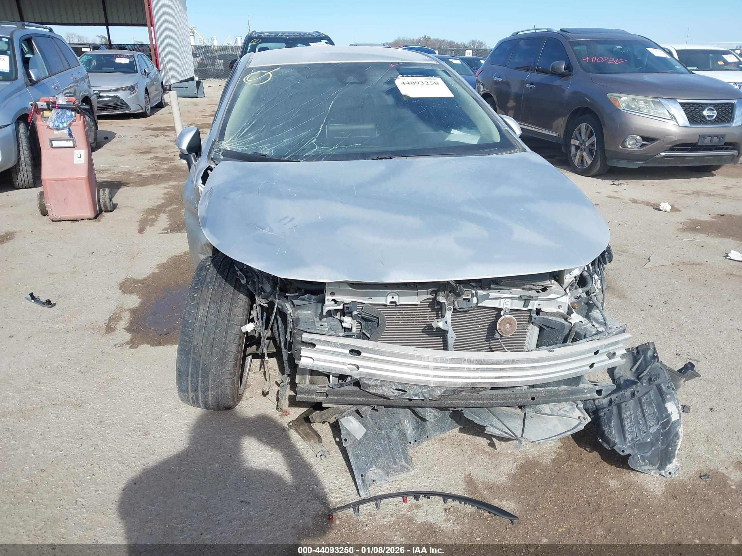 TOYOTA COROLLA image 6