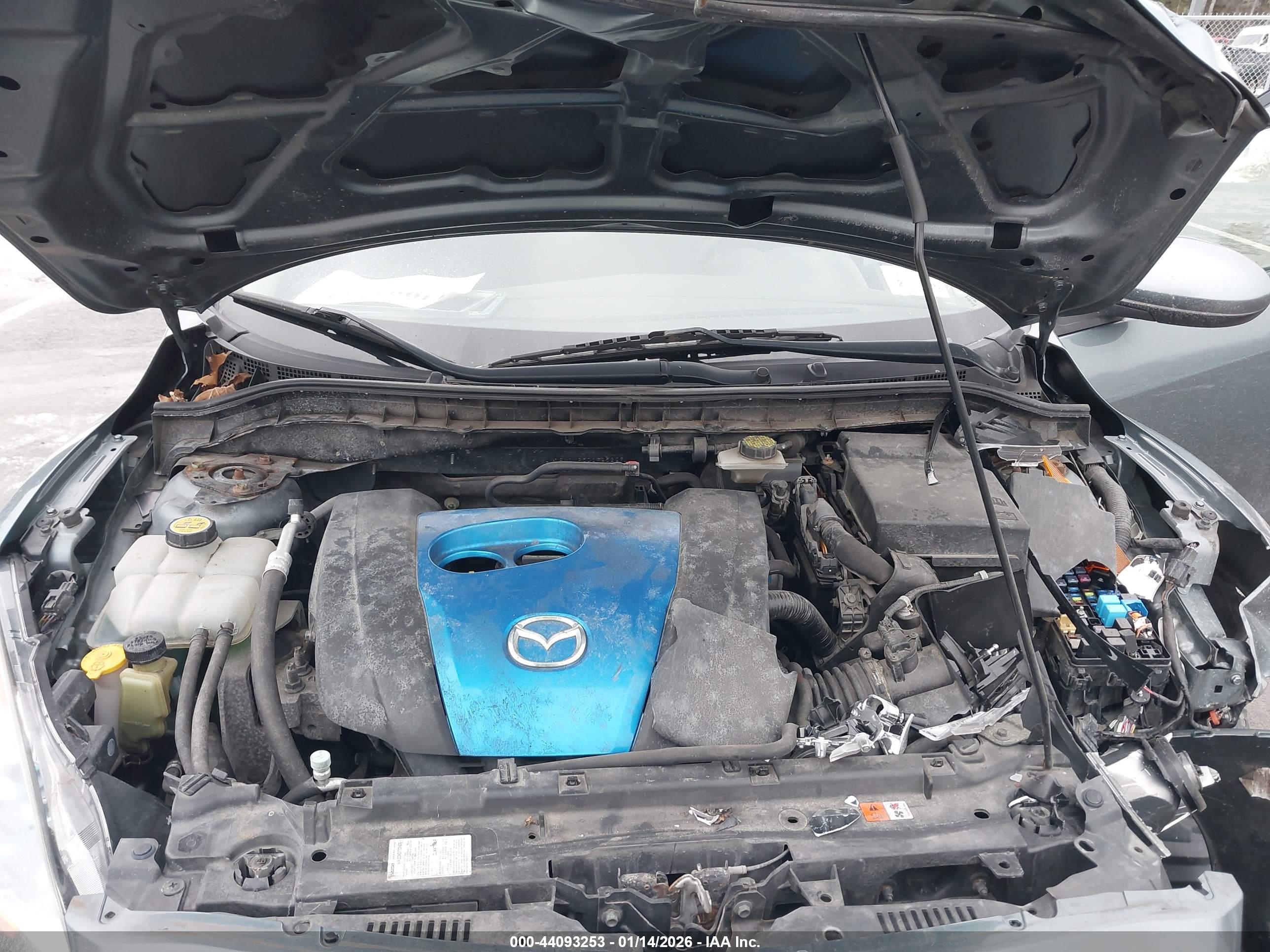 MAZDA MAZDA3 image 10