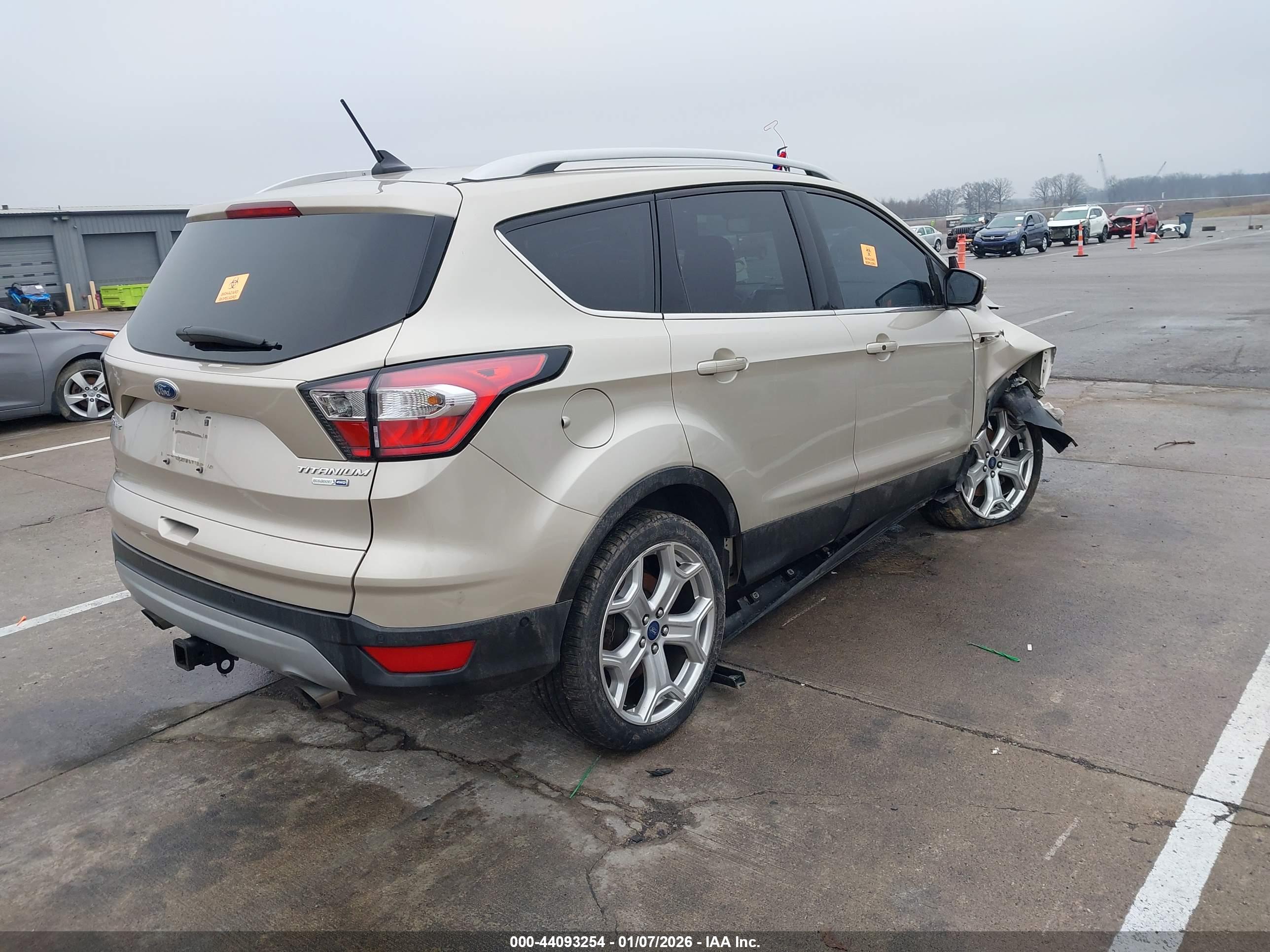 FORD ESCAPE image 4
