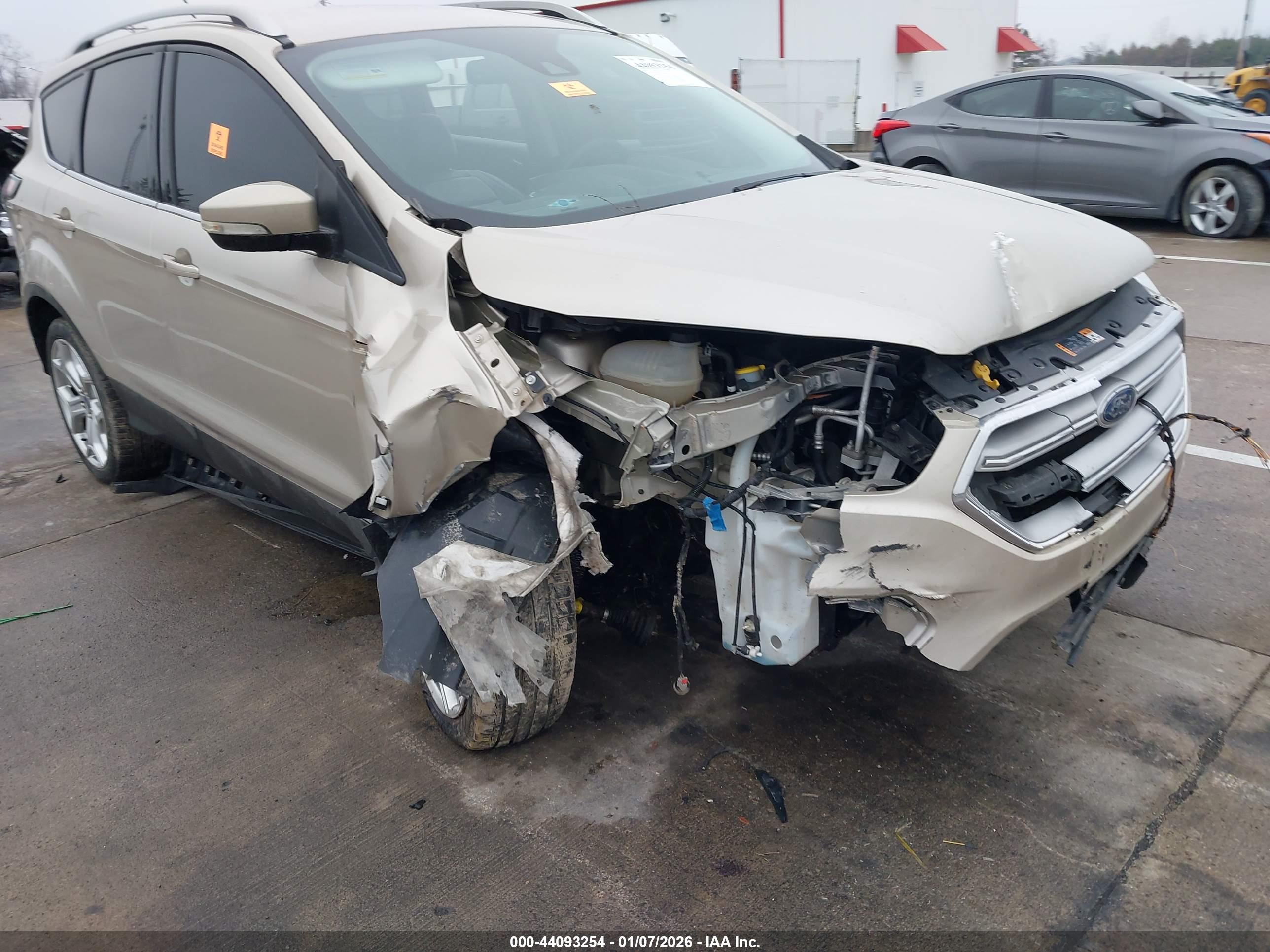 FORD ESCAPE image 6