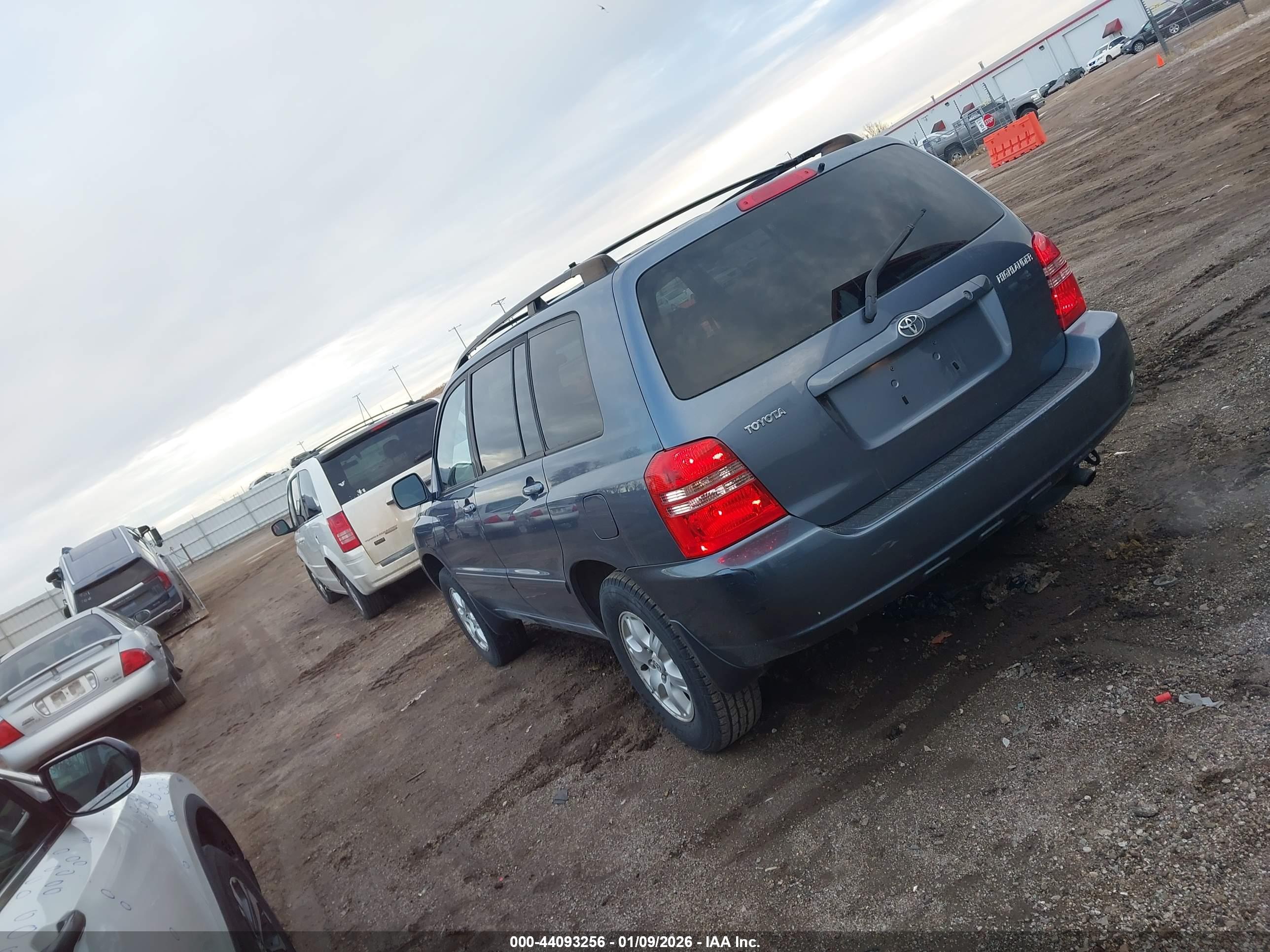 TOYOTA HIGHLANDER image 3