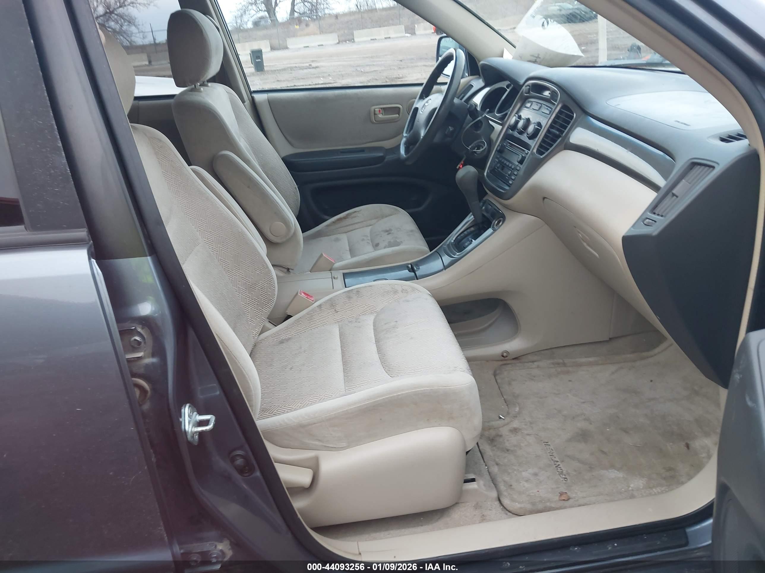 TOYOTA HIGHLANDER image 5