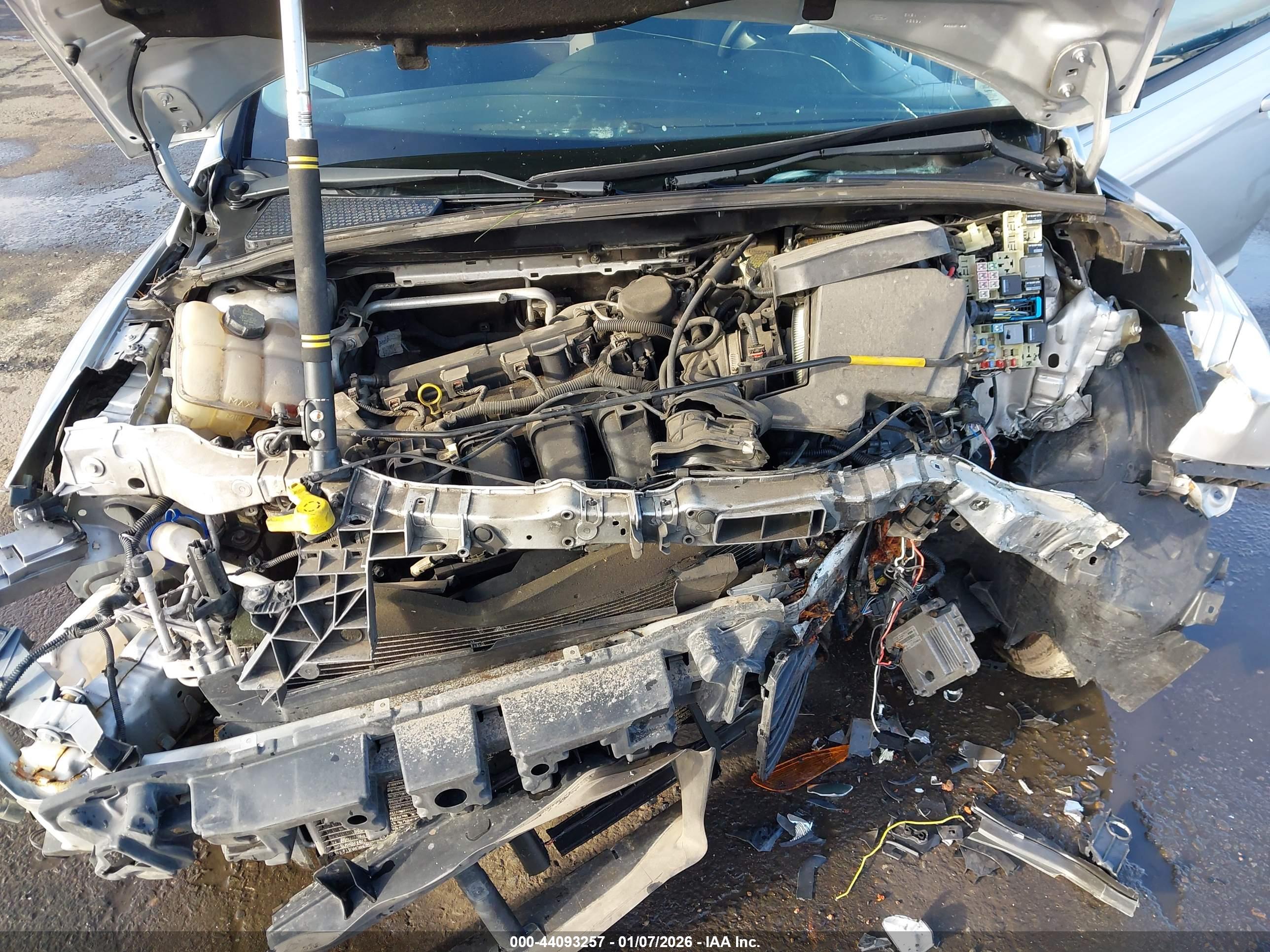 FORD FOCUS image 10