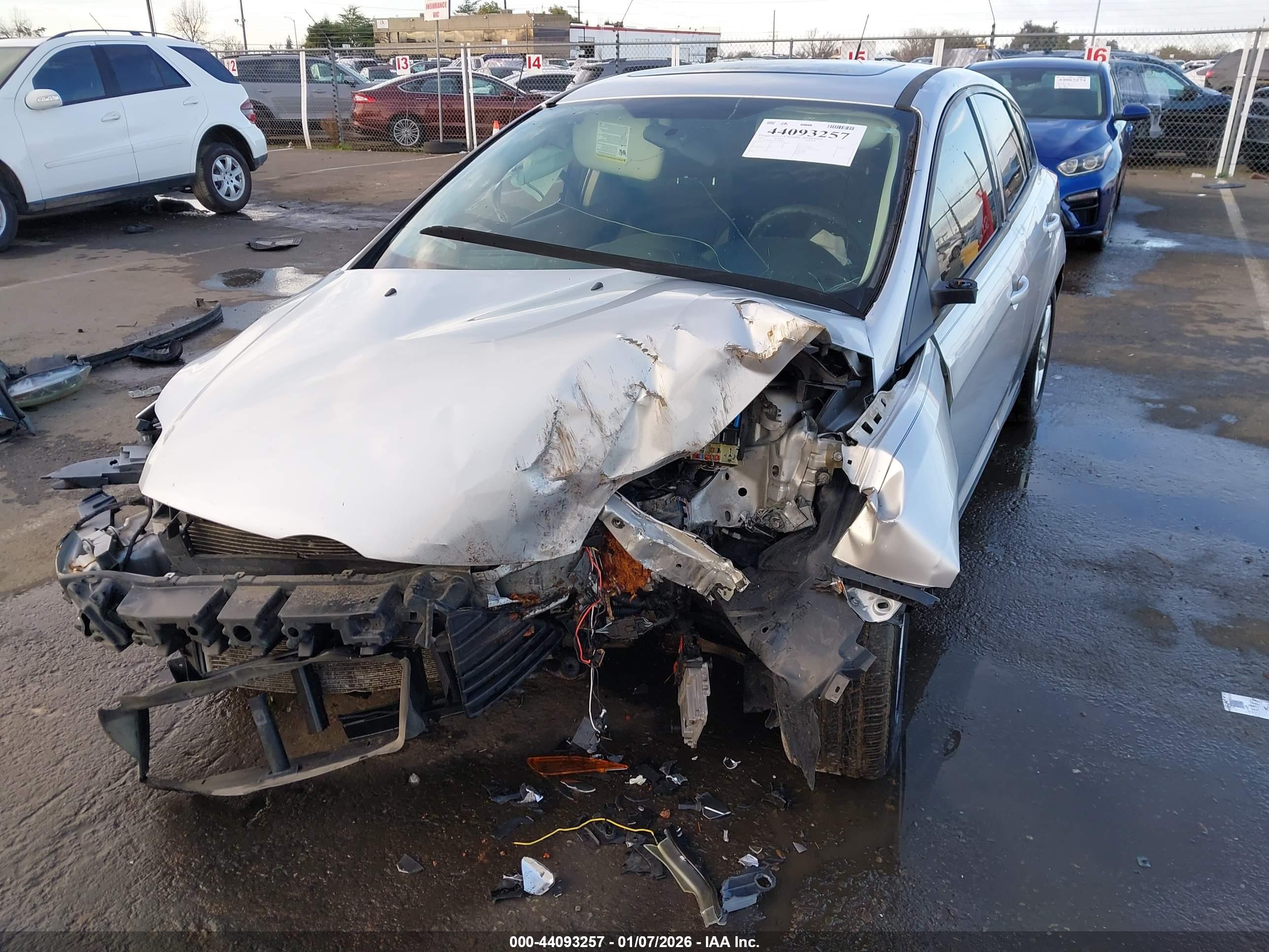 FORD FOCUS image 2