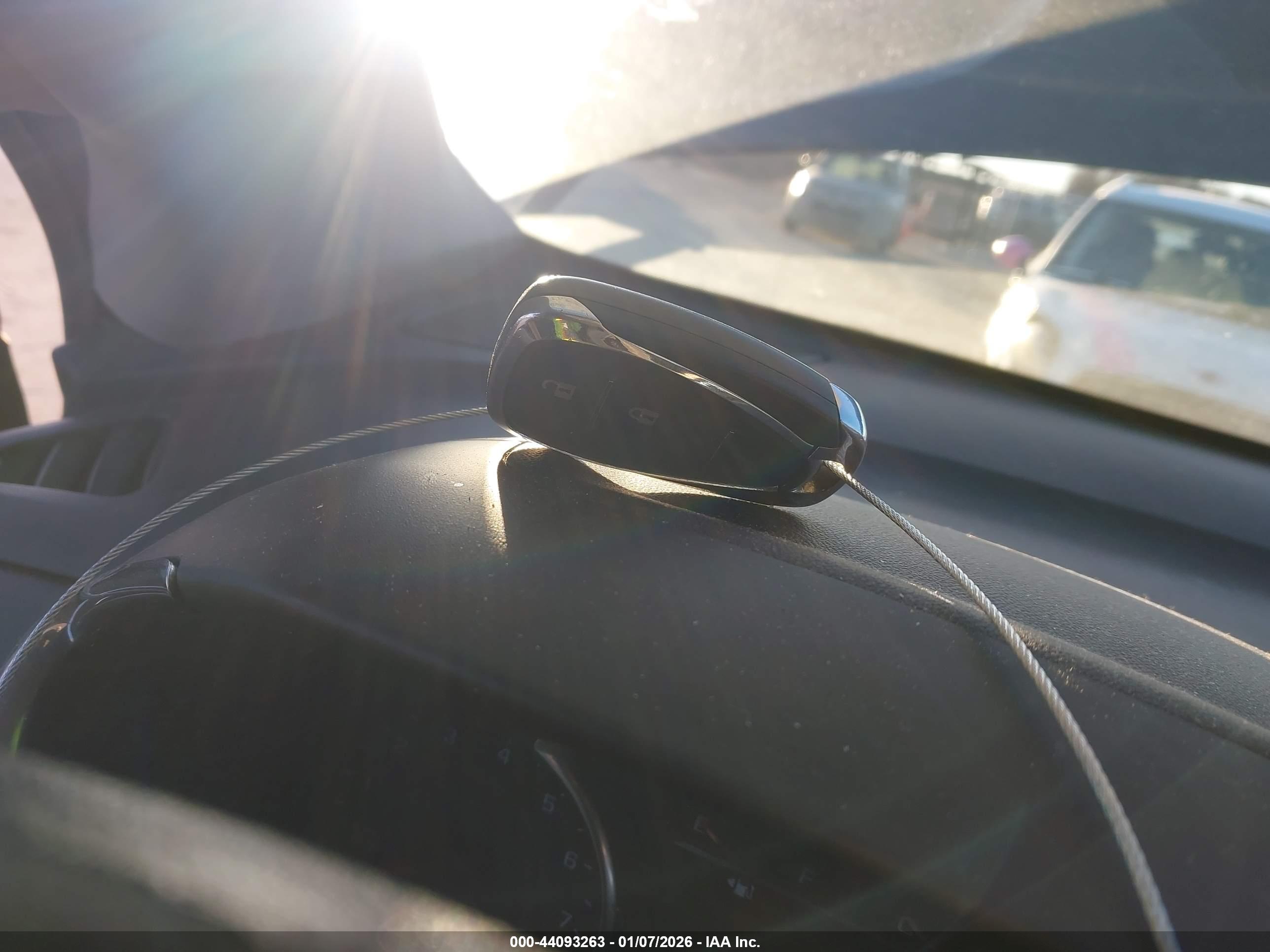 CHEVROLET EQUINOX image 11