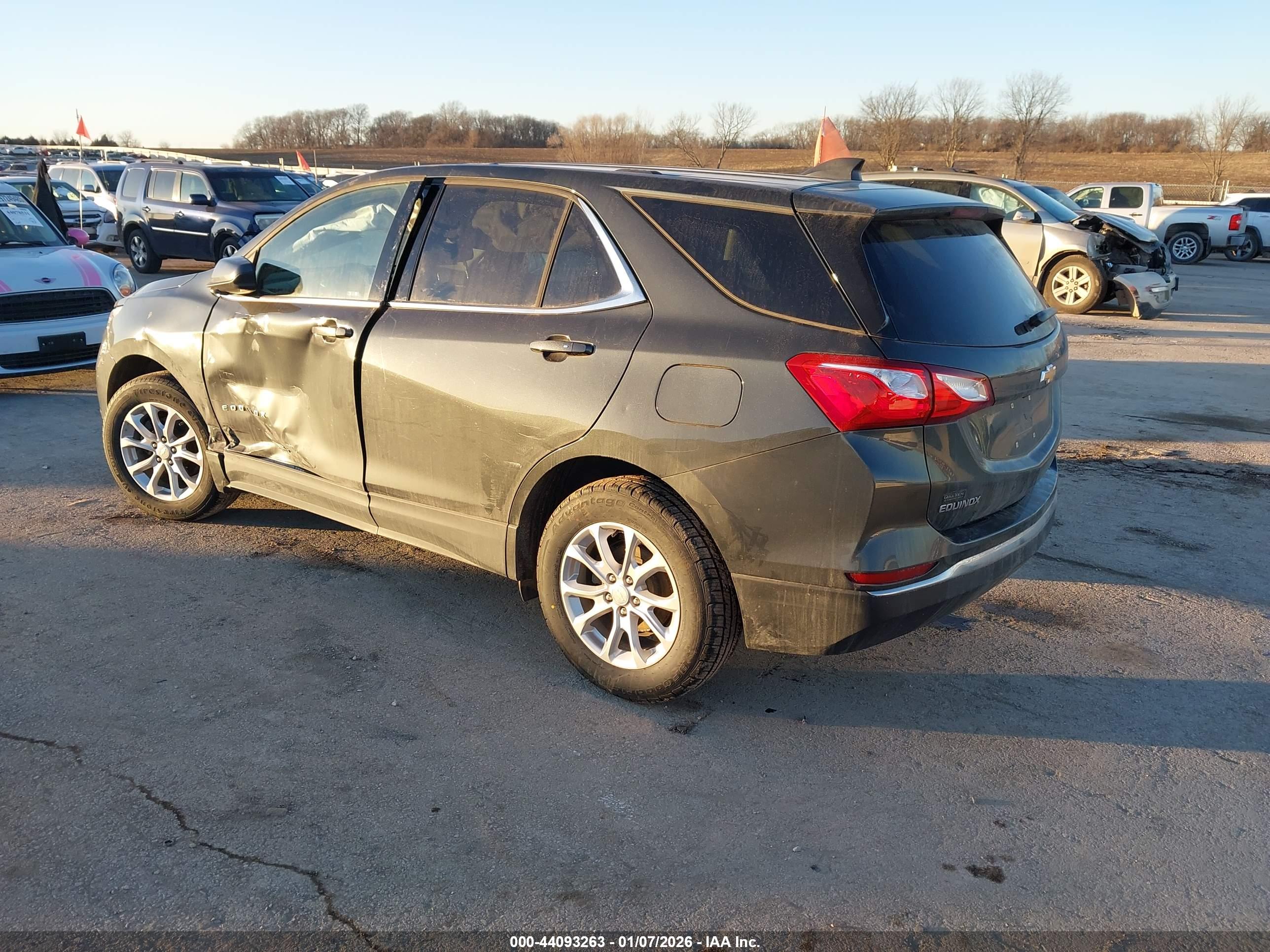 CHEVROLET EQUINOX image 3