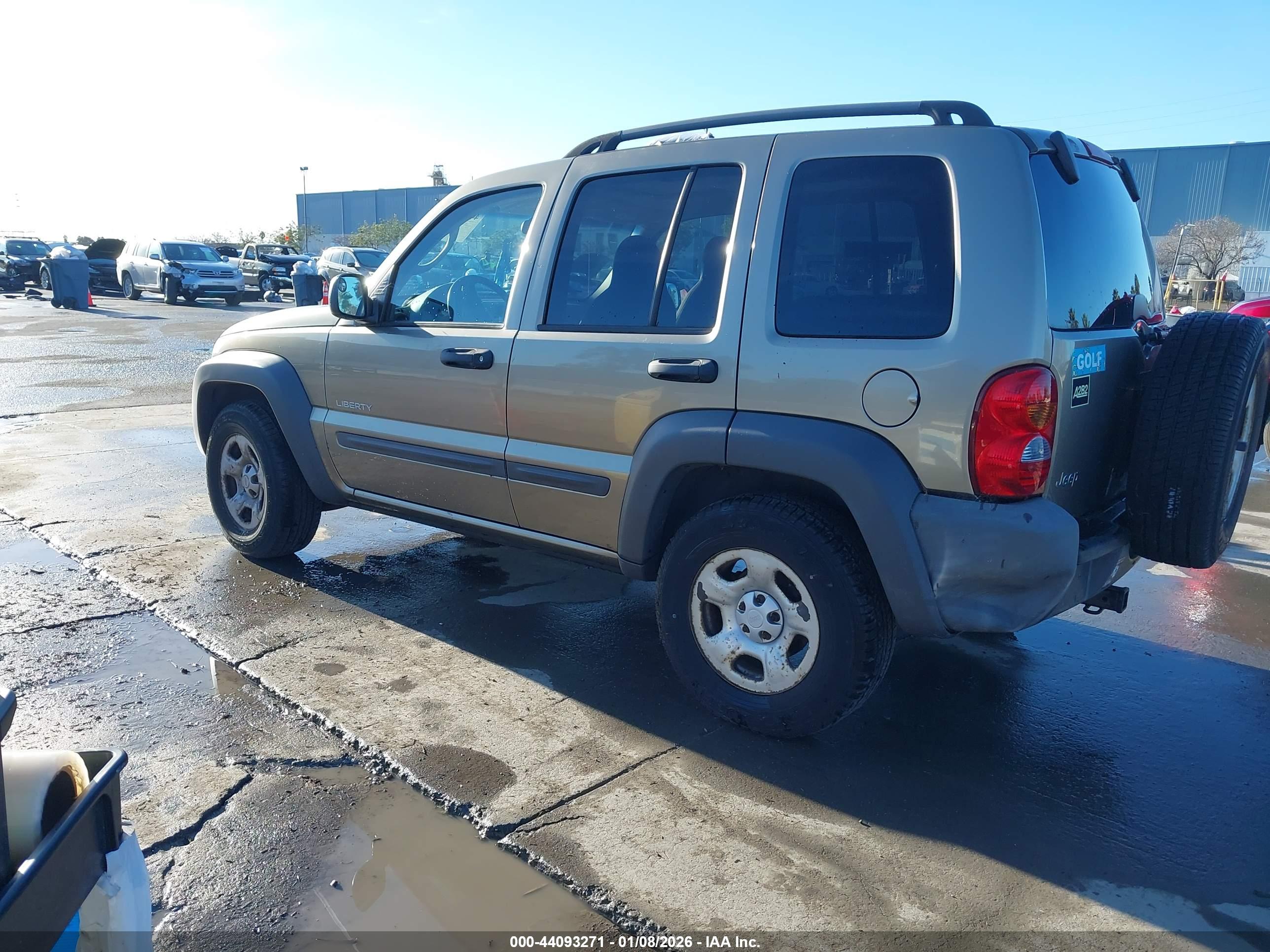 JEEP LIBERTY image 3