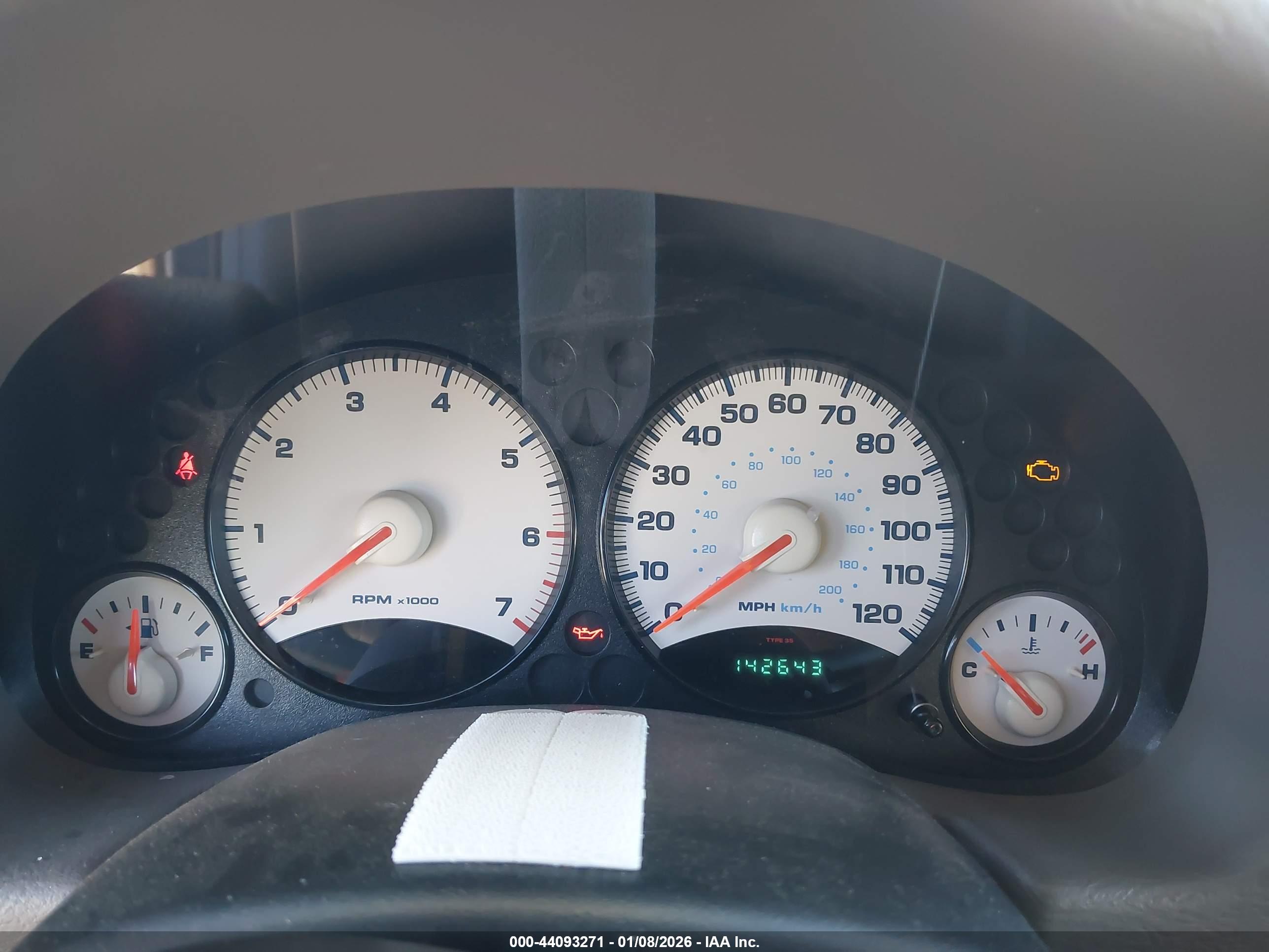 JEEP LIBERTY image 7