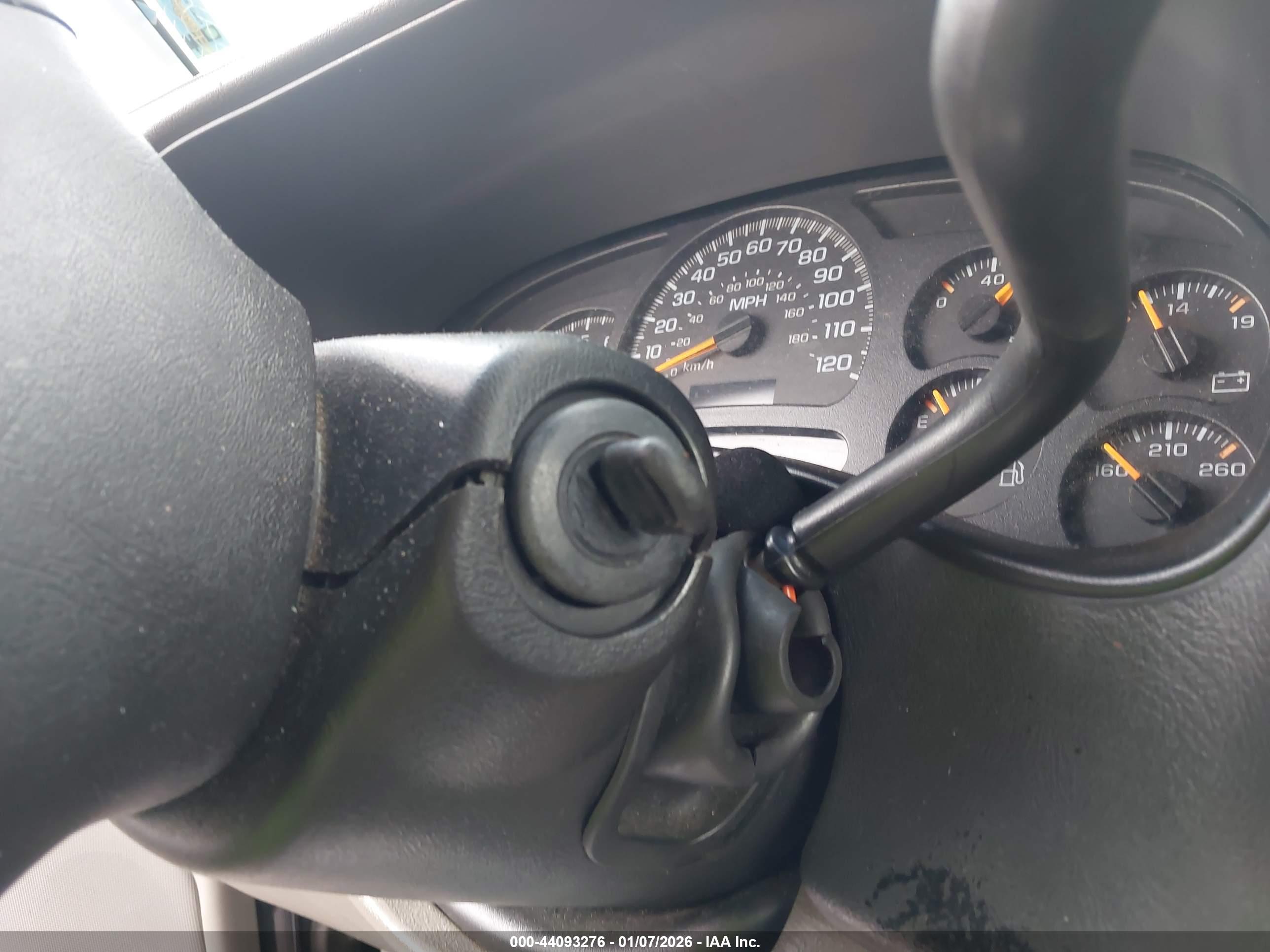 GMC YUKON image 11