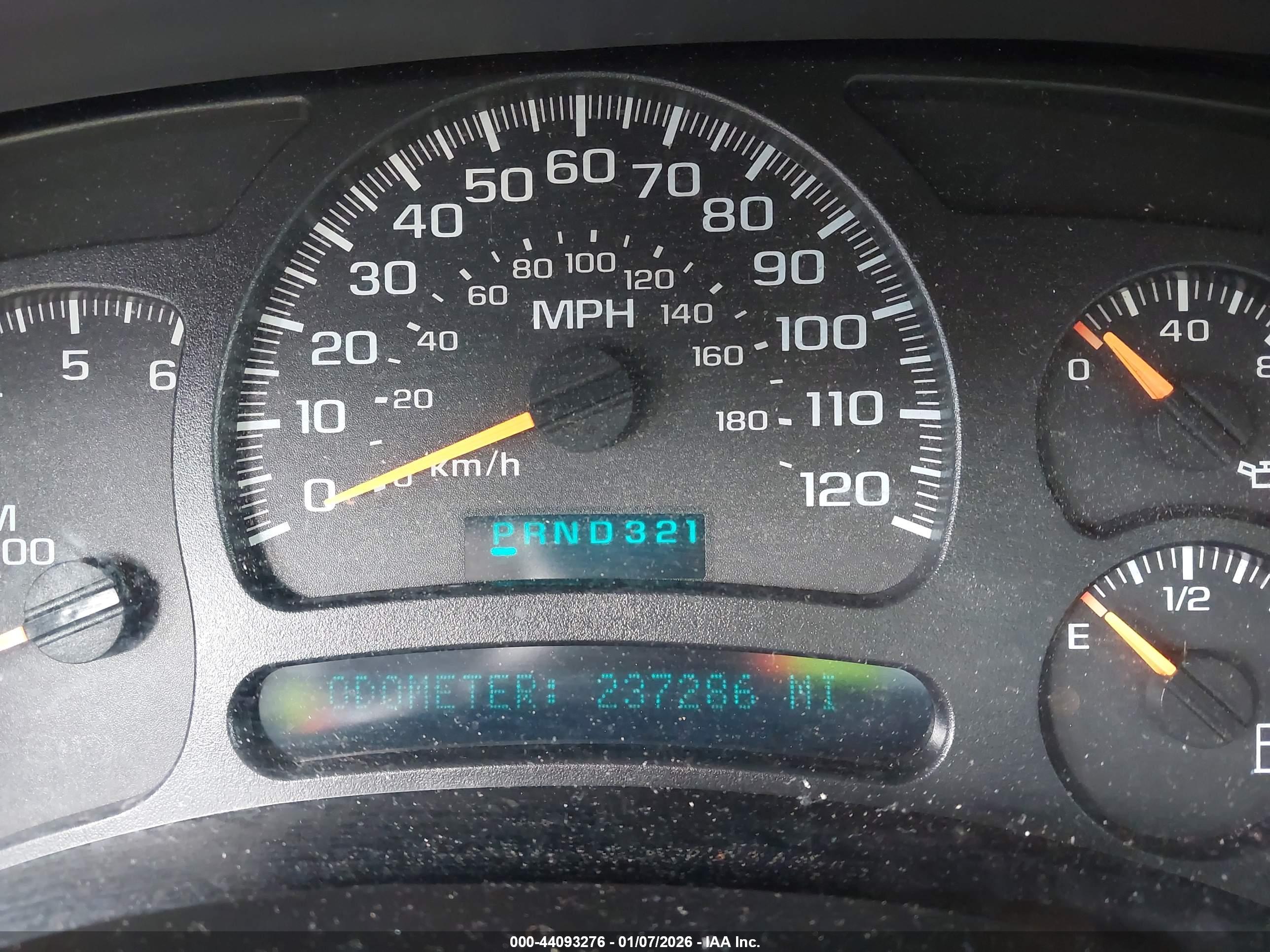 GMC YUKON image 7