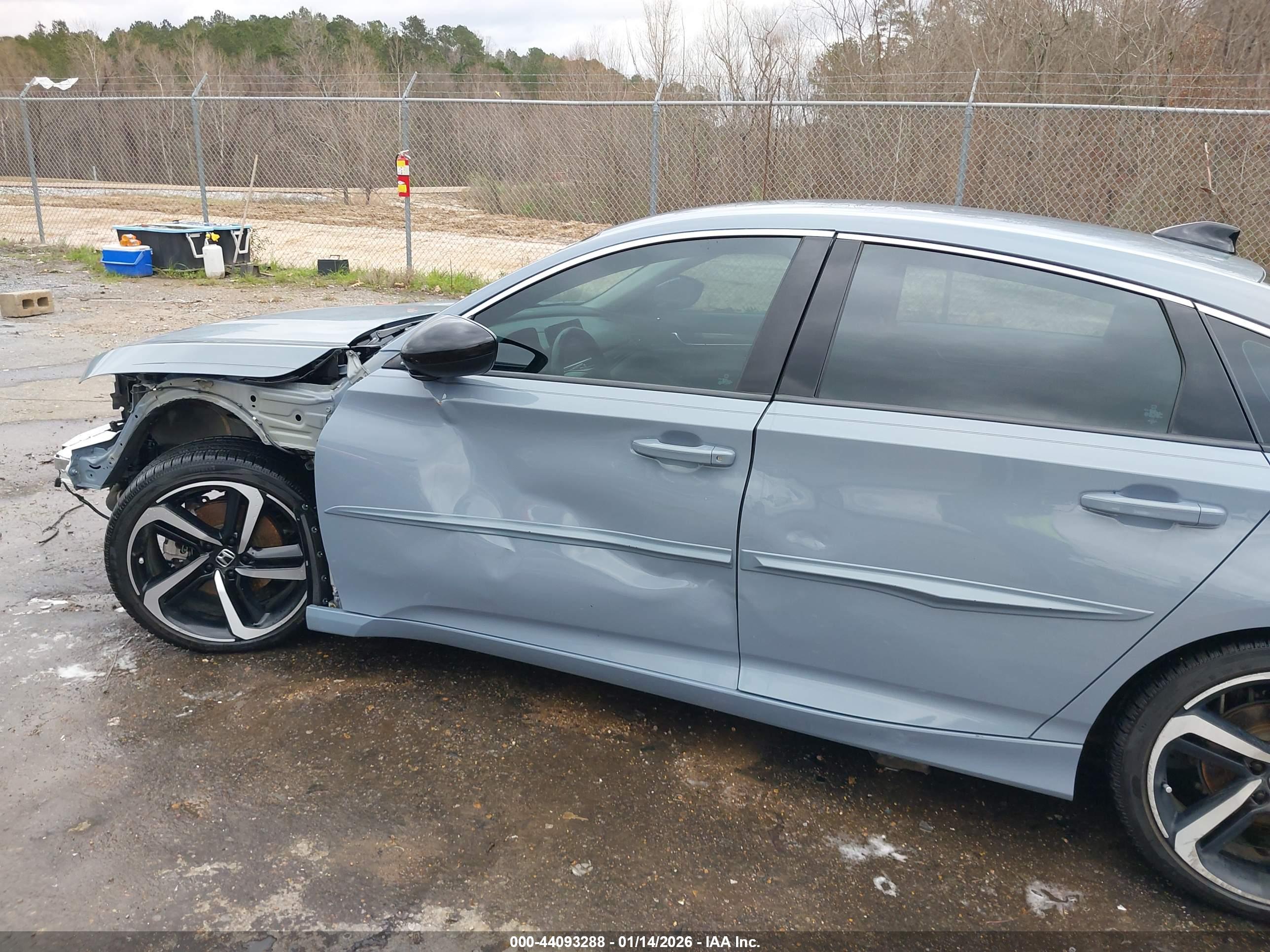 HONDA ACCORD image 6