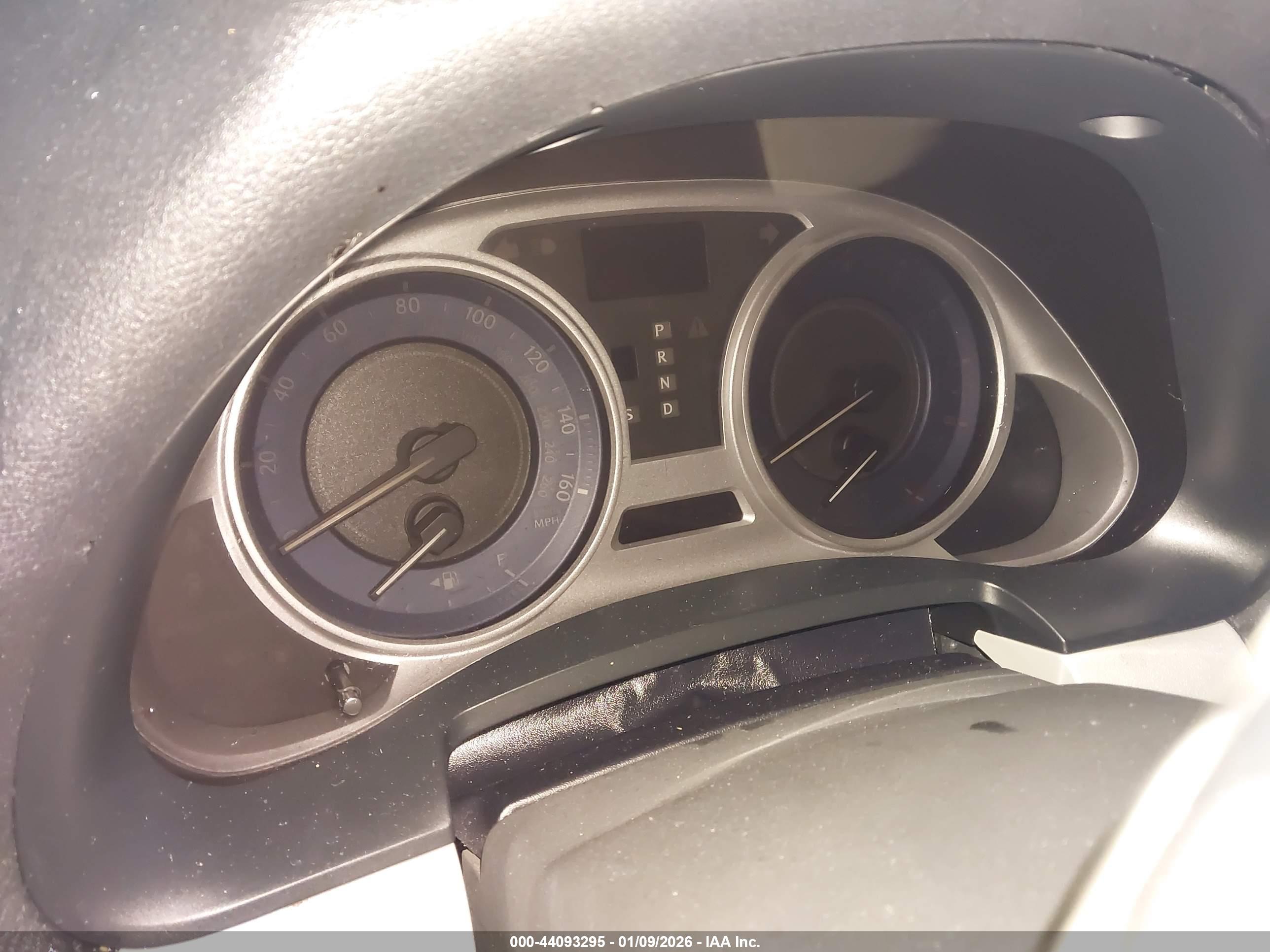 LEXUS IS image 7