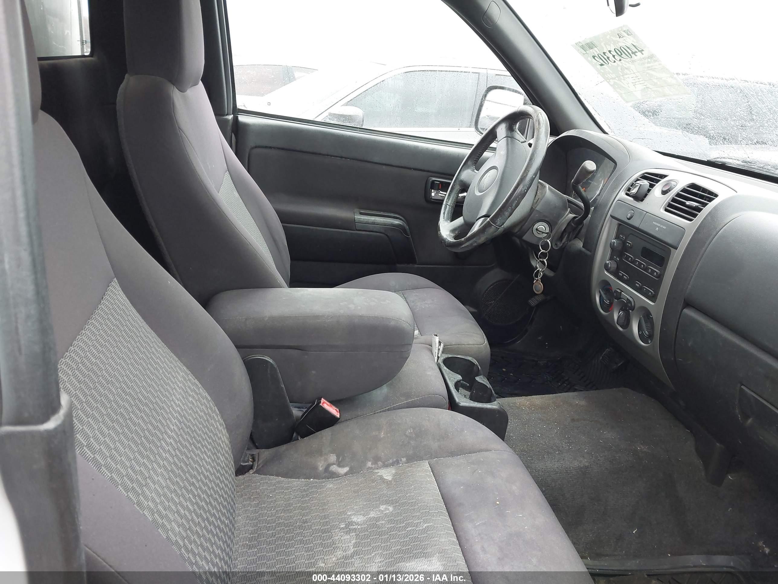 CHEVROLET COLORADO image 5