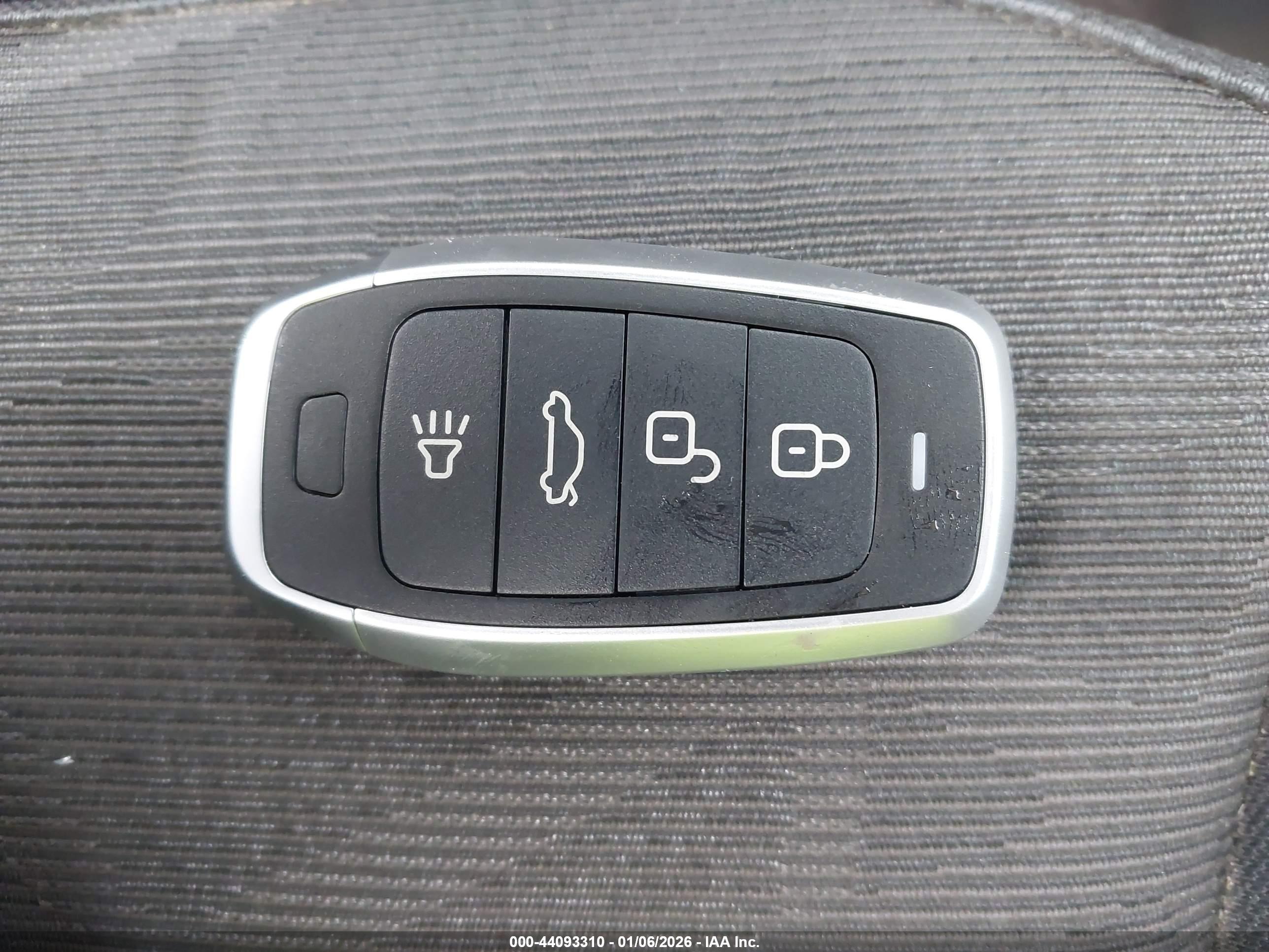 FORD FIESTA image 11