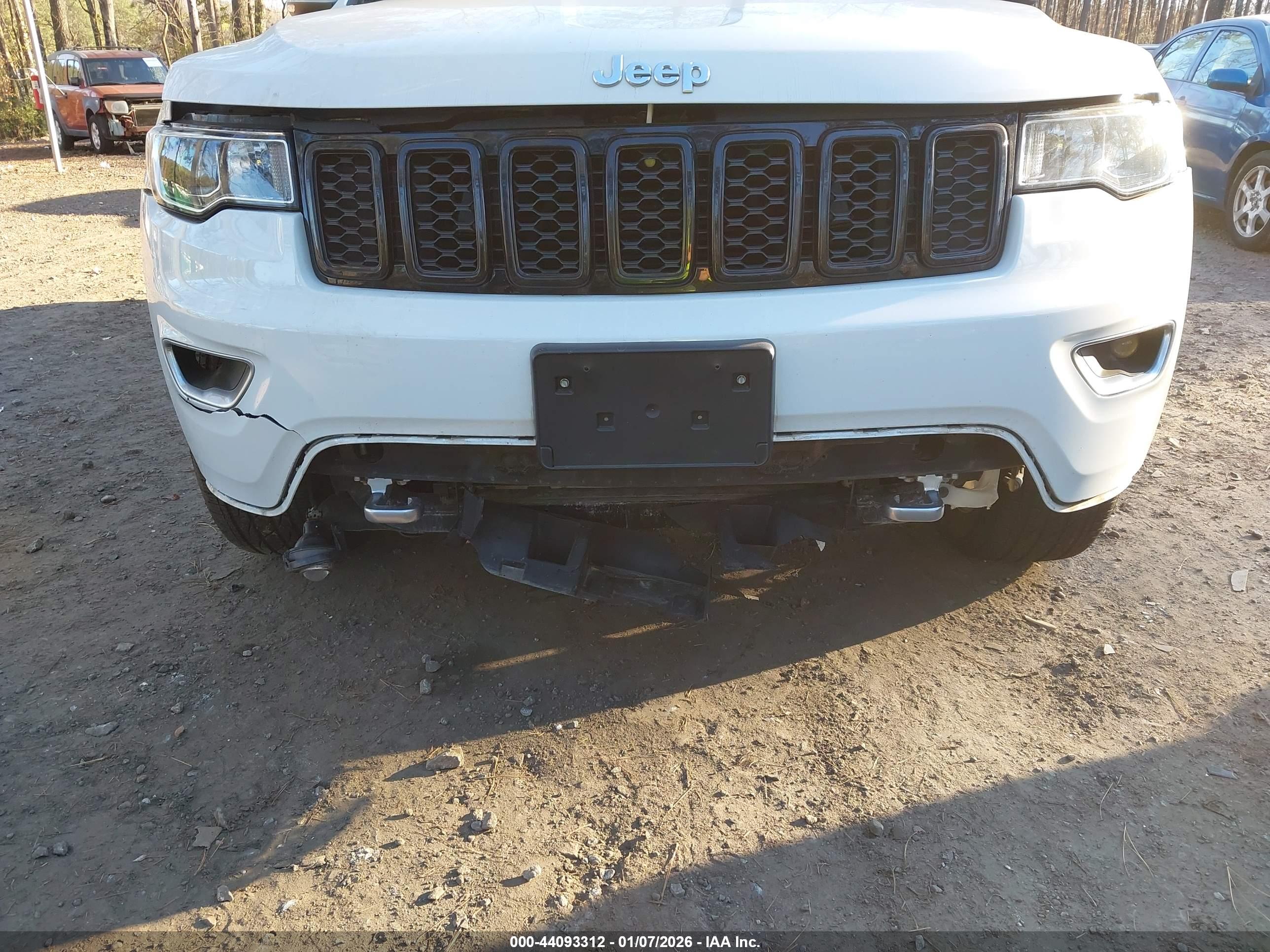 JEEP GRAND image 6
