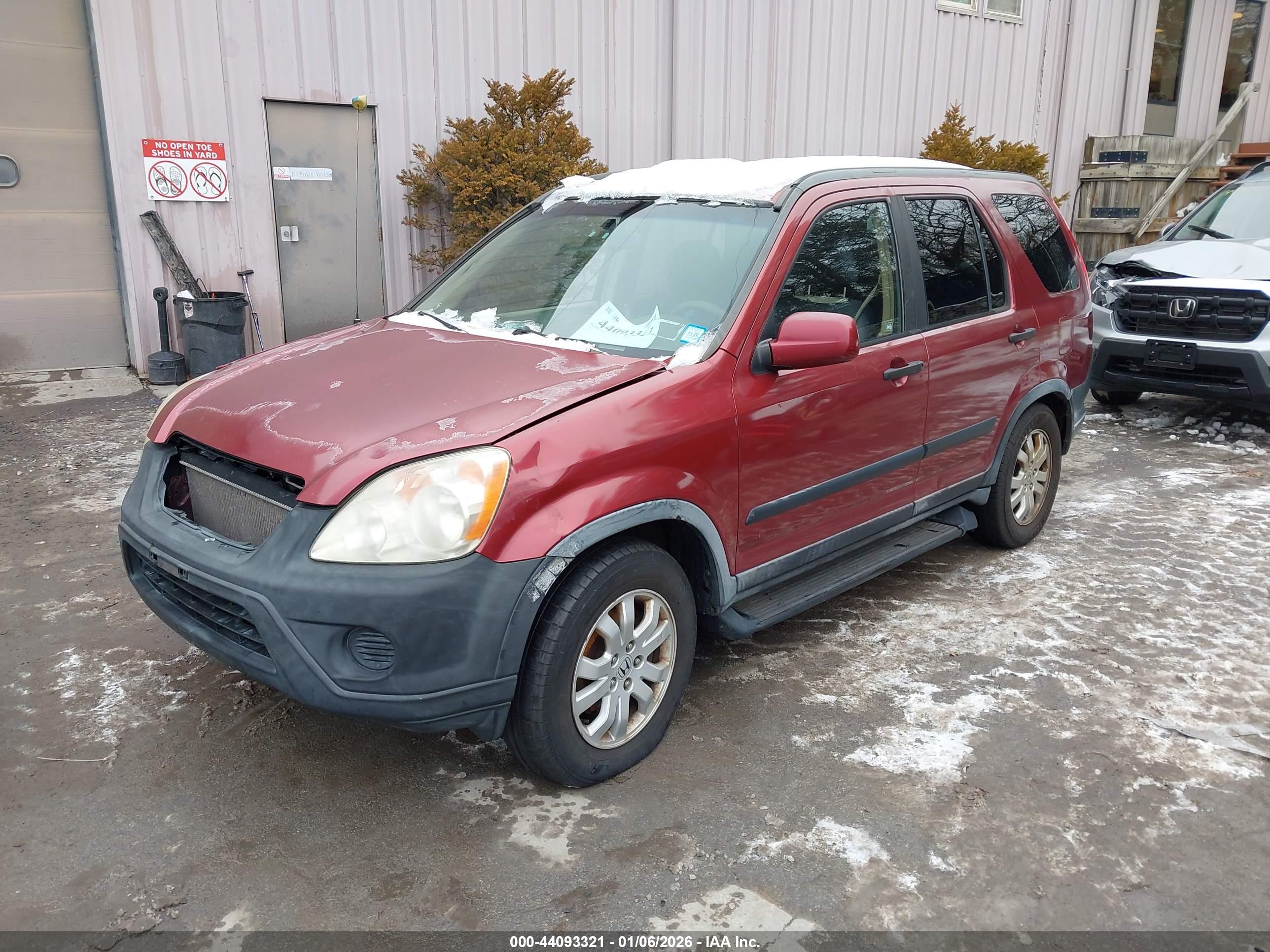 HONDA CR-V image 2