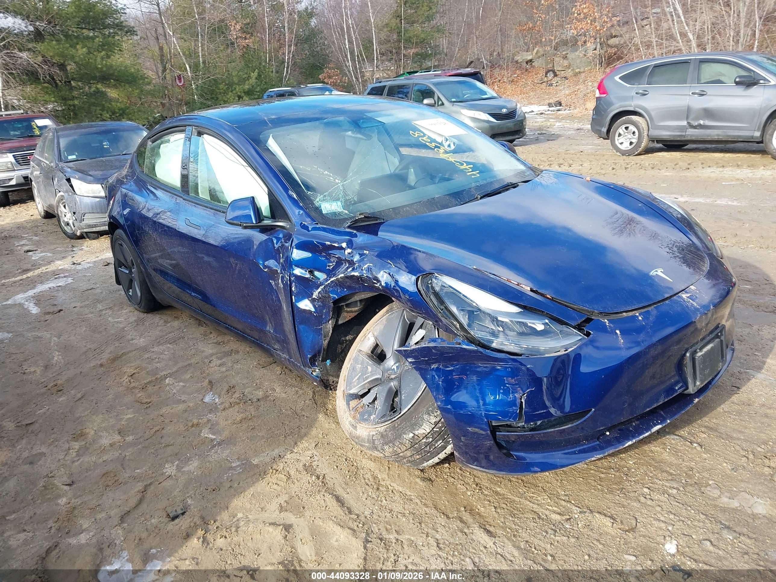 TESLA MODEL image 6