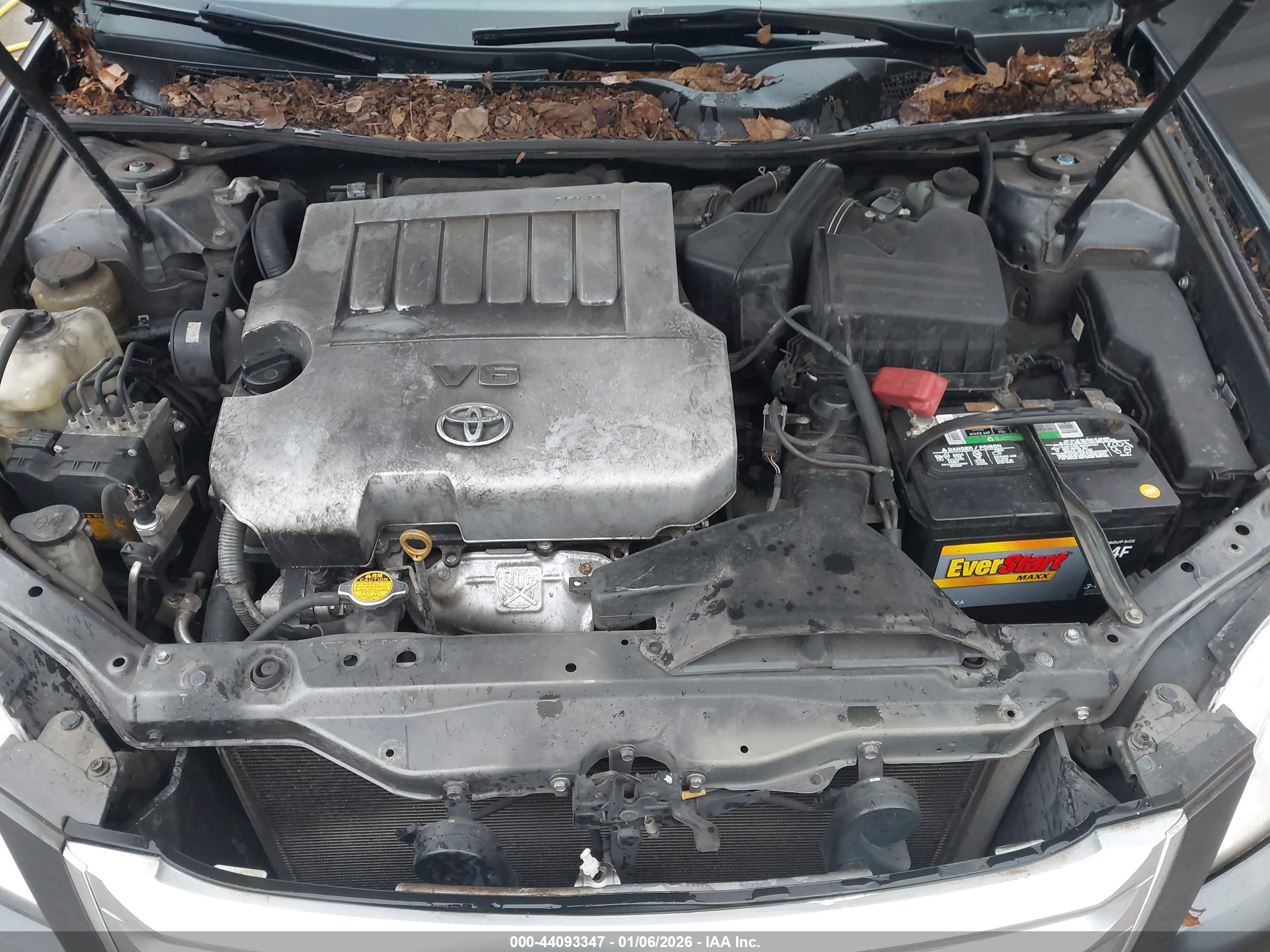 TOYOTA AVALON image 10