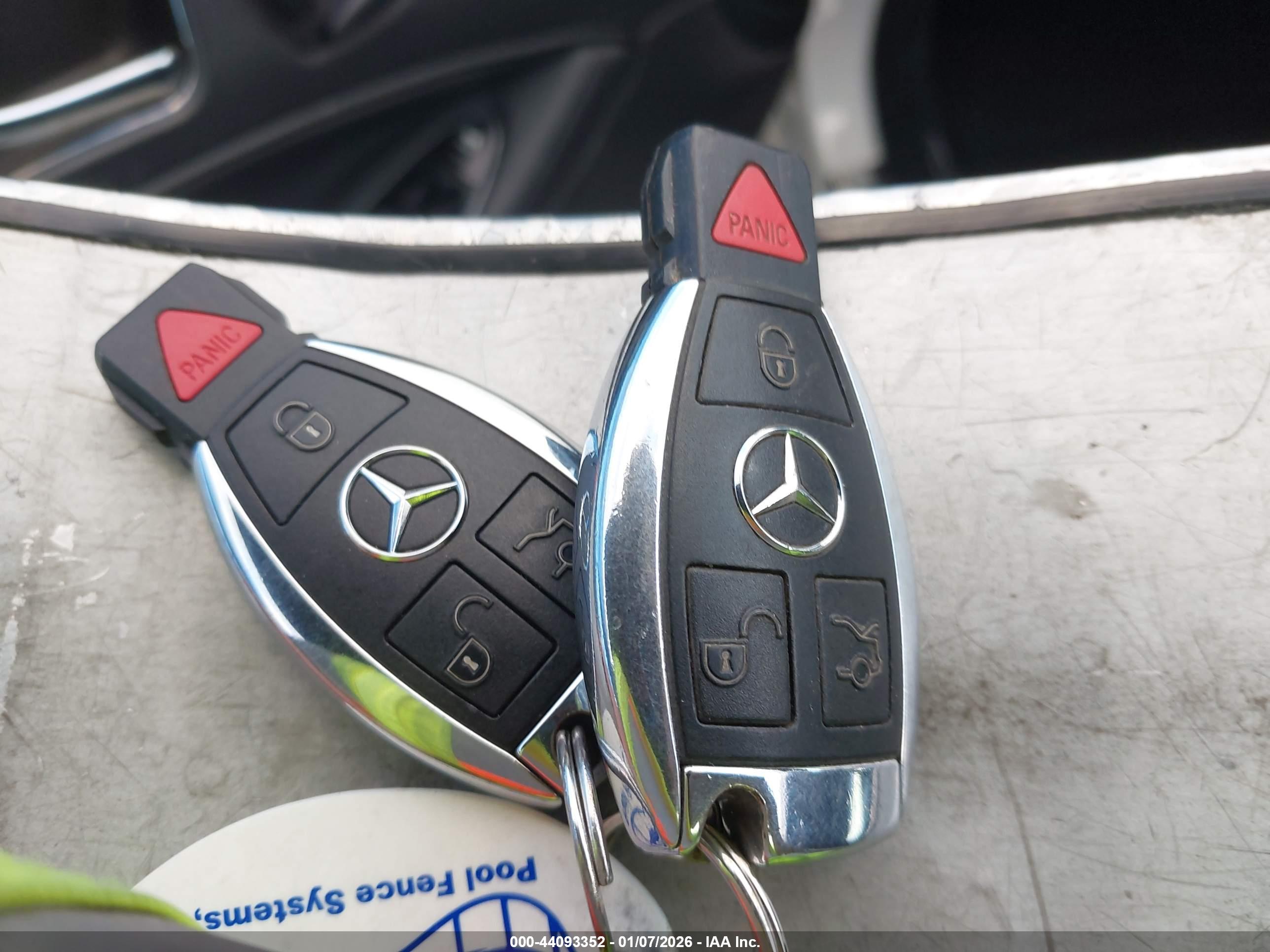 MERCEDES-BENZ CLS image 11