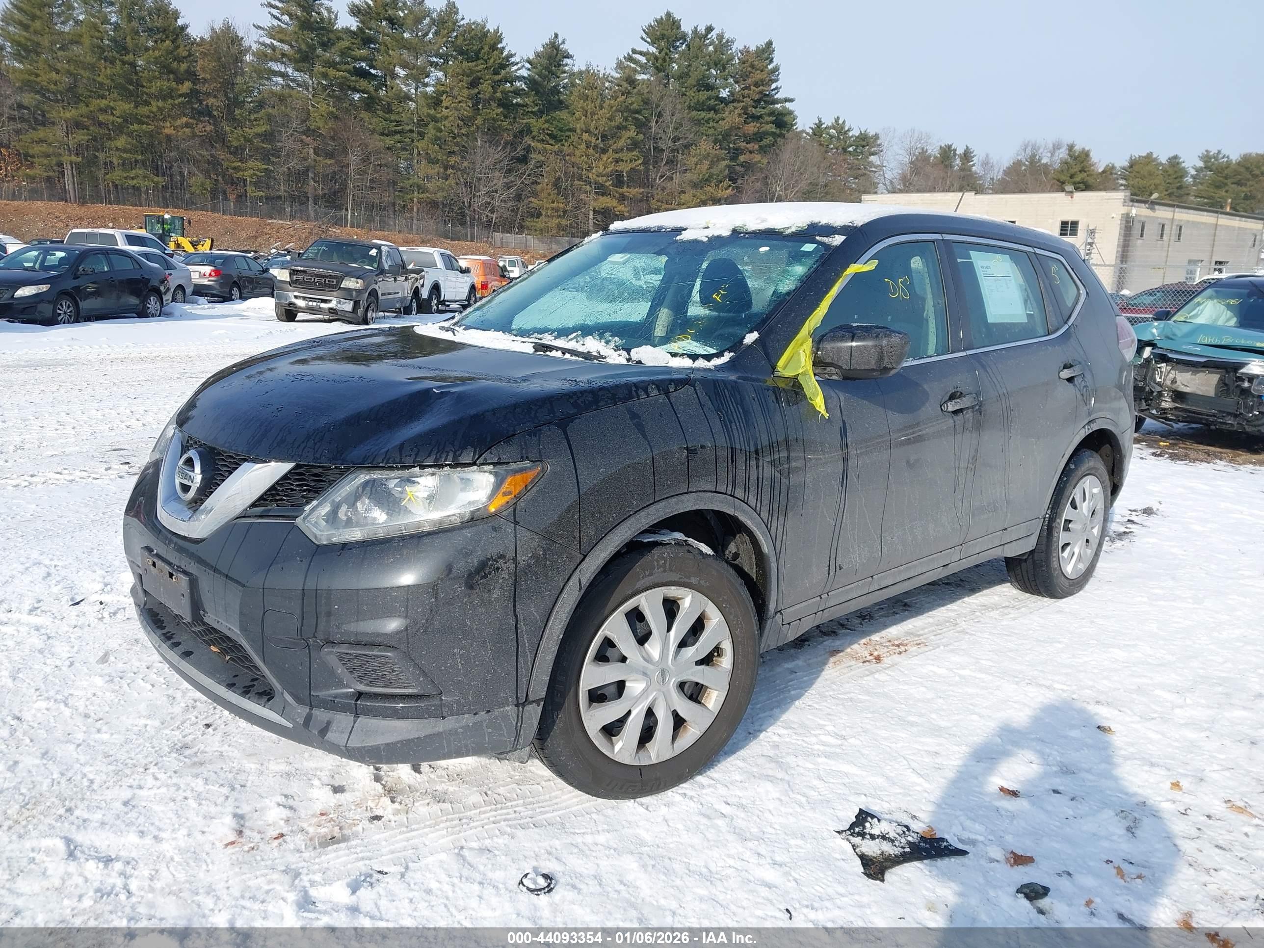 NISSAN ROGUE image 2