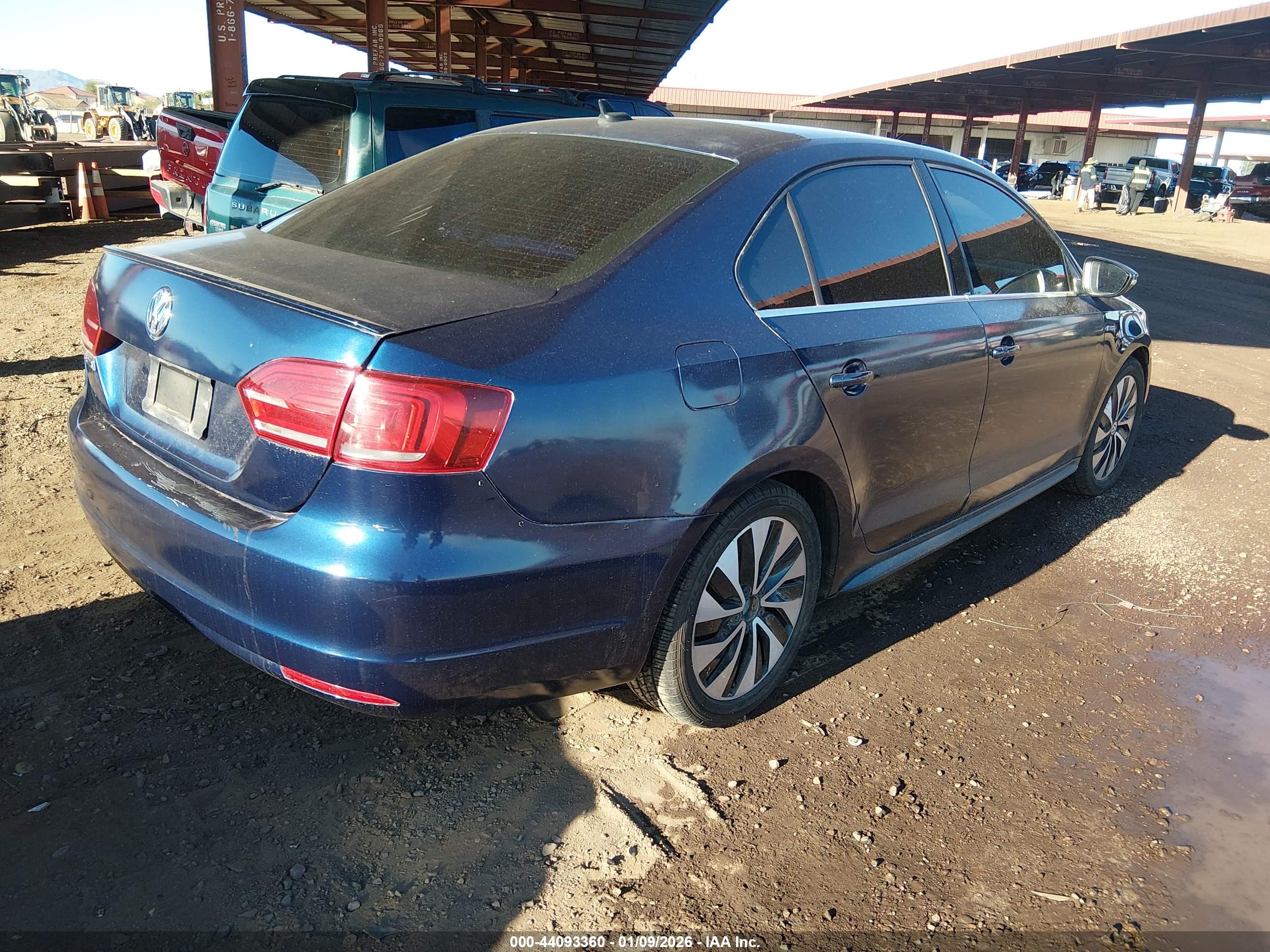 VOLKSWAGEN JETTA image 4