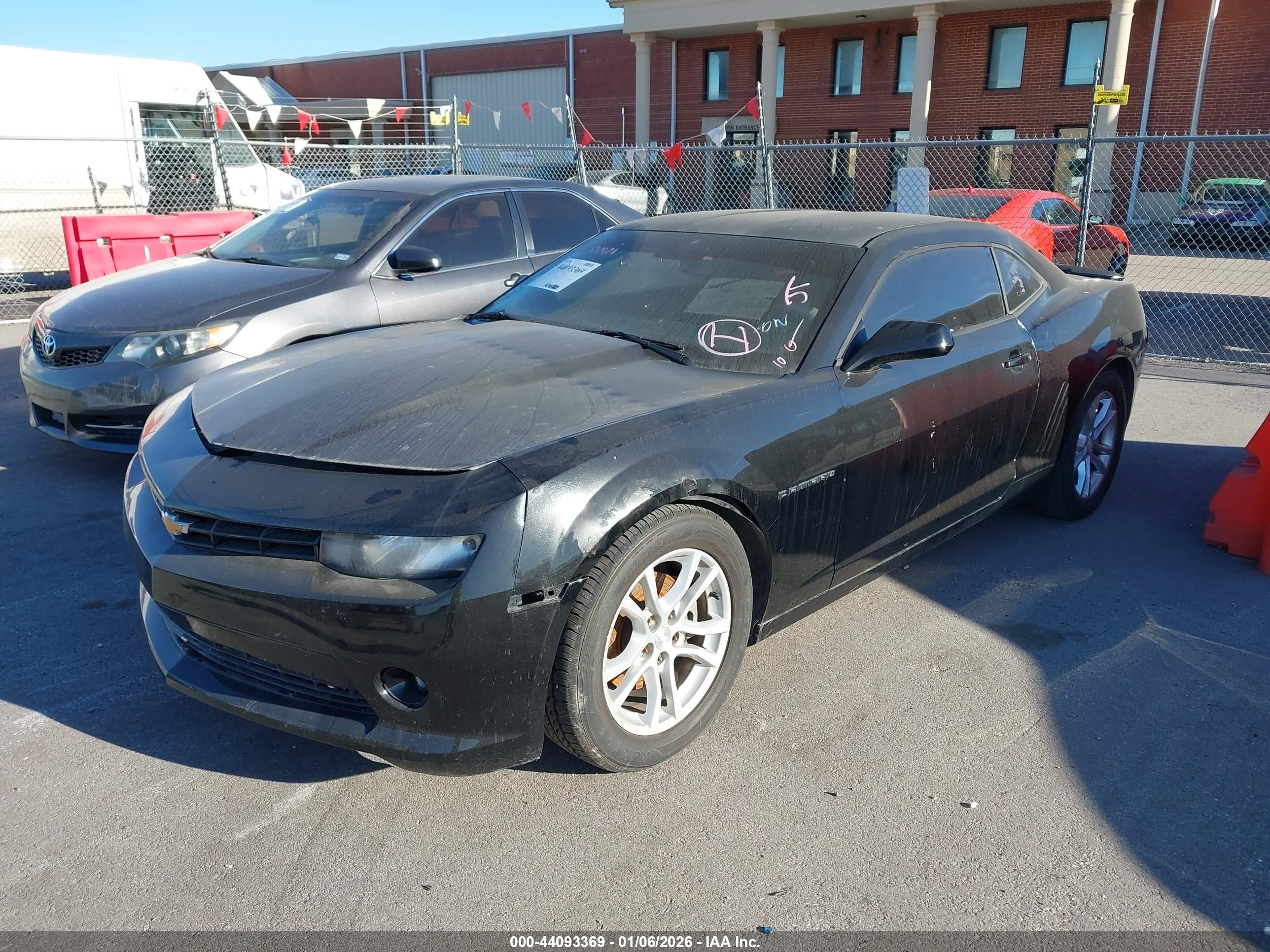CHEVROLET CAMARO image 2