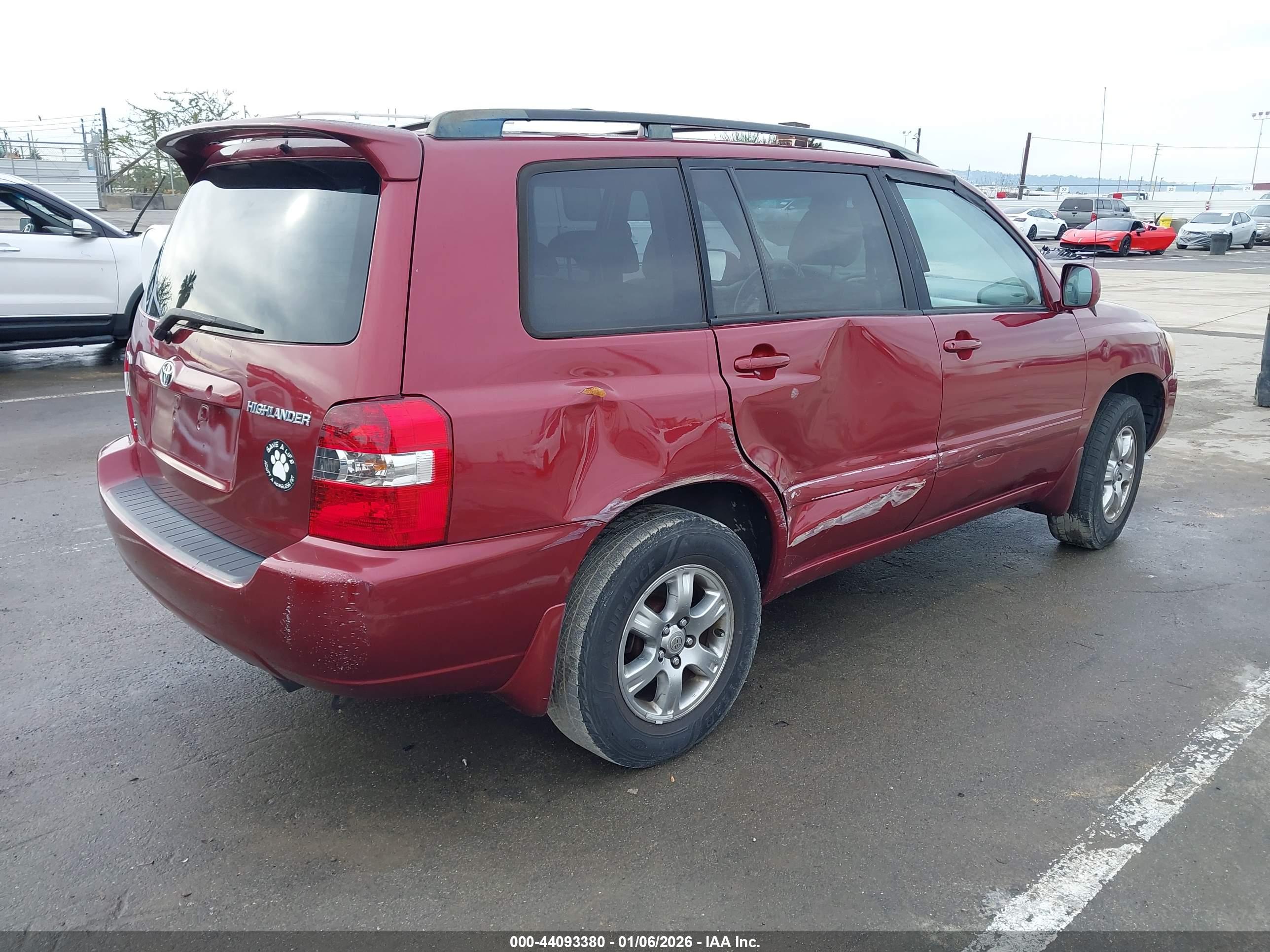 TOYOTA HIGHLANDER image 4