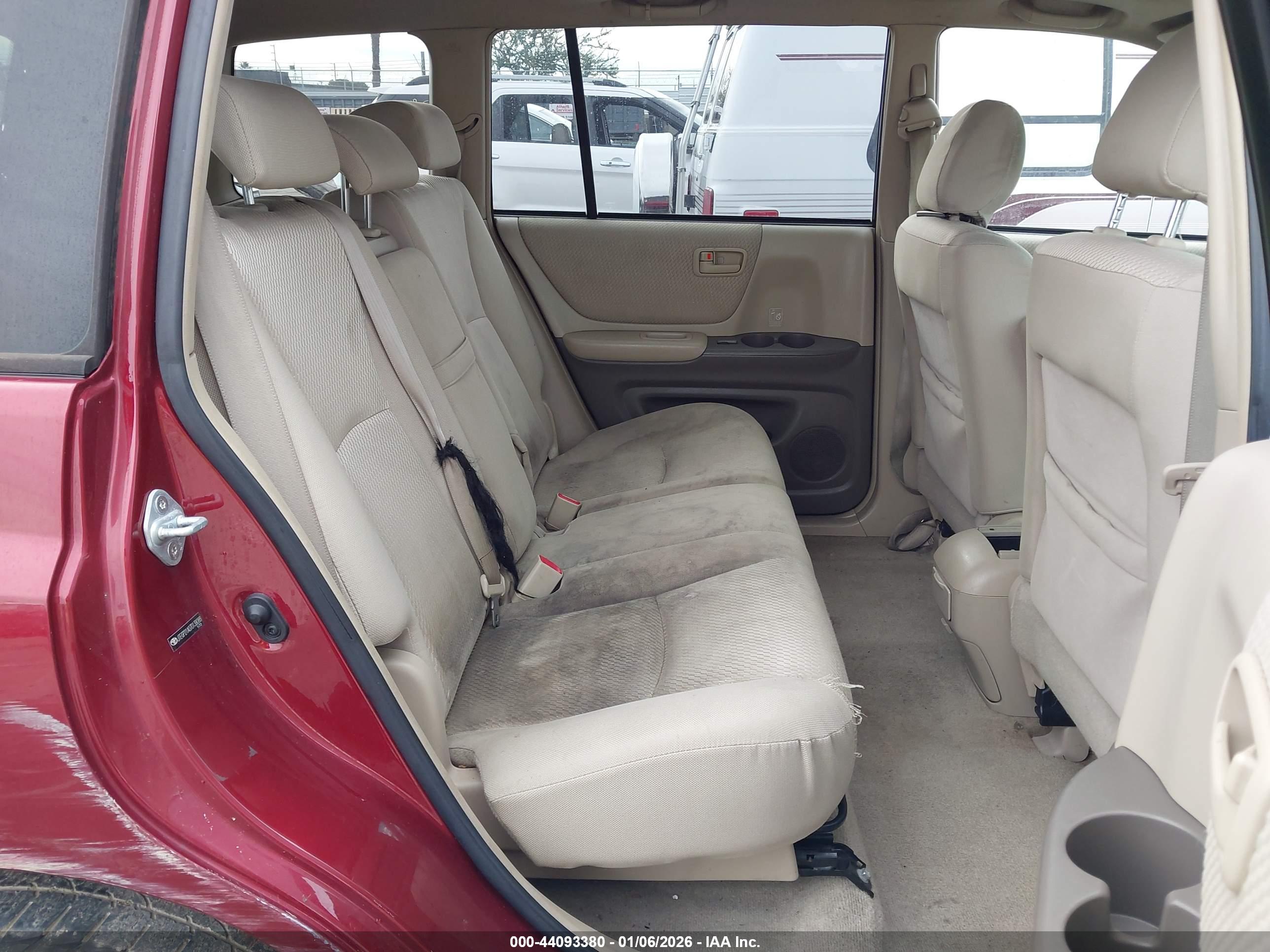 TOYOTA HIGHLANDER image 8