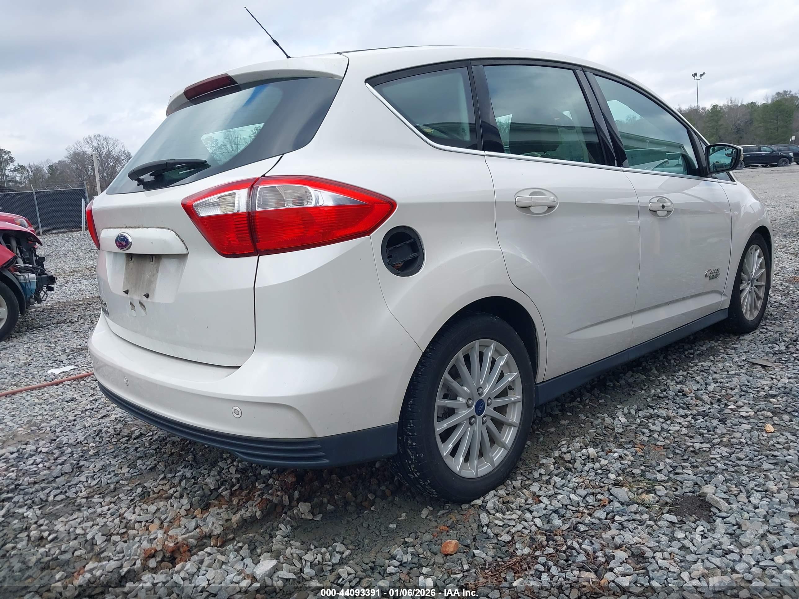 FORD C-MAX image 4