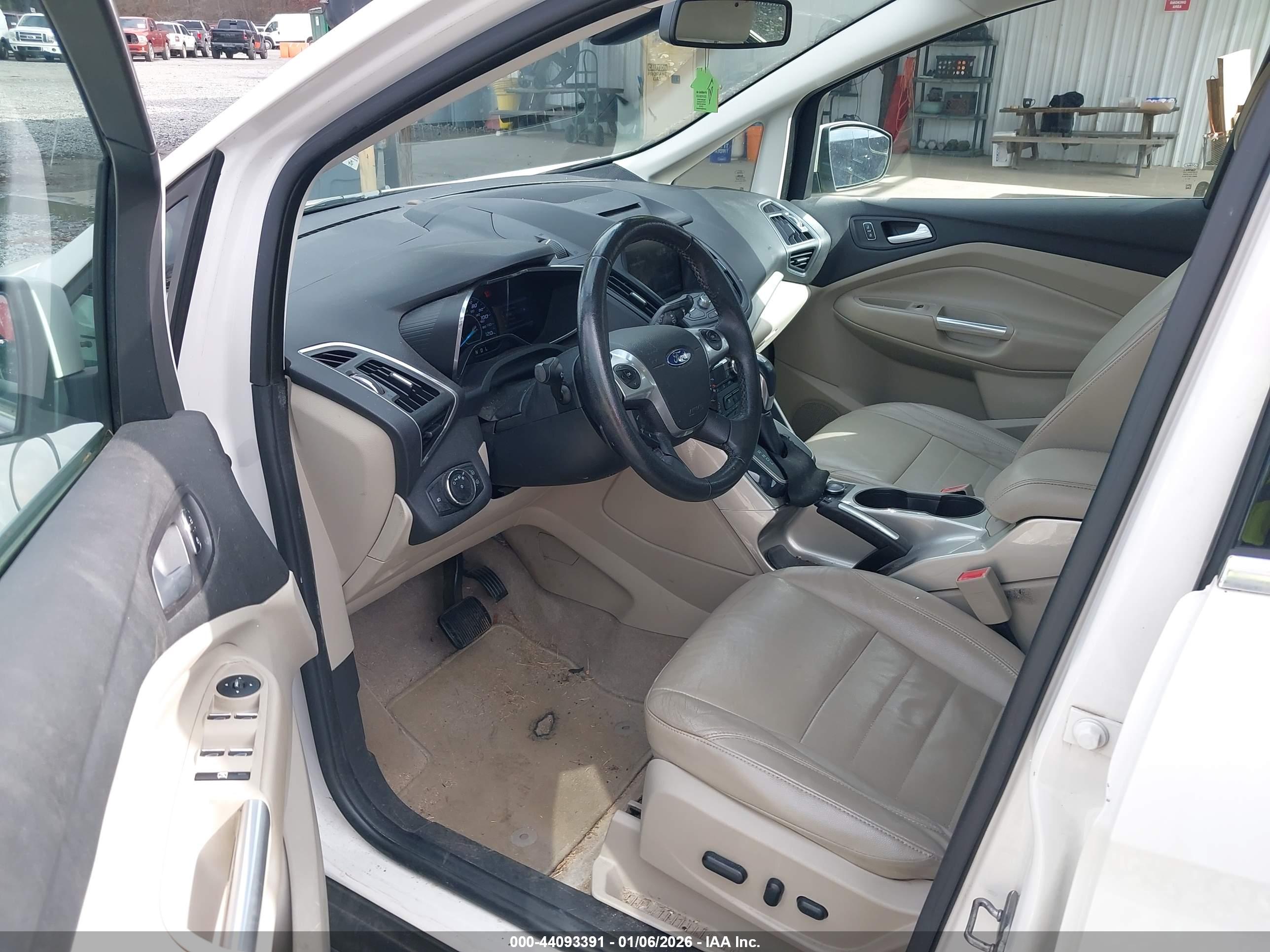 FORD C-MAX image 5