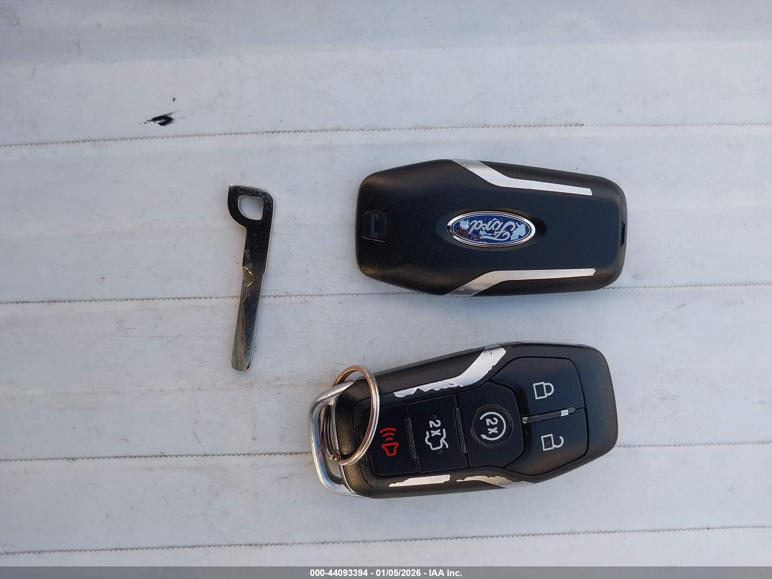 FORD EXPLORER image 11