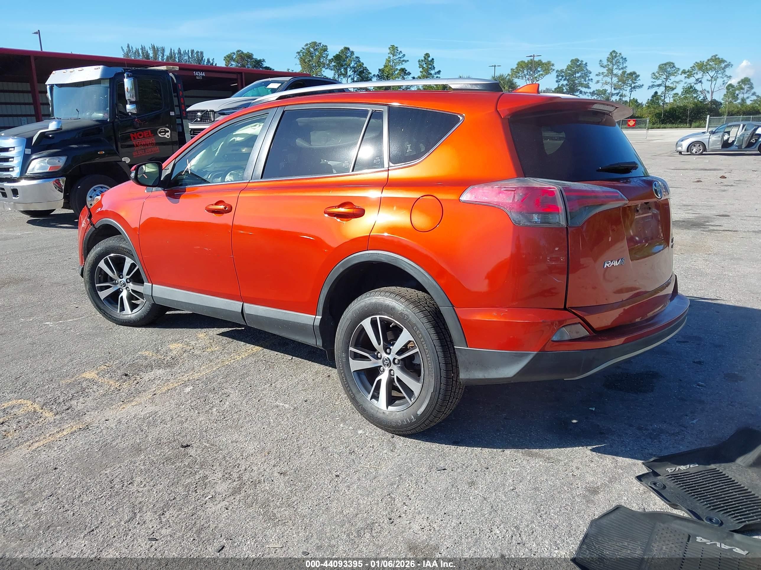 TOYOTA RAV4 image 3