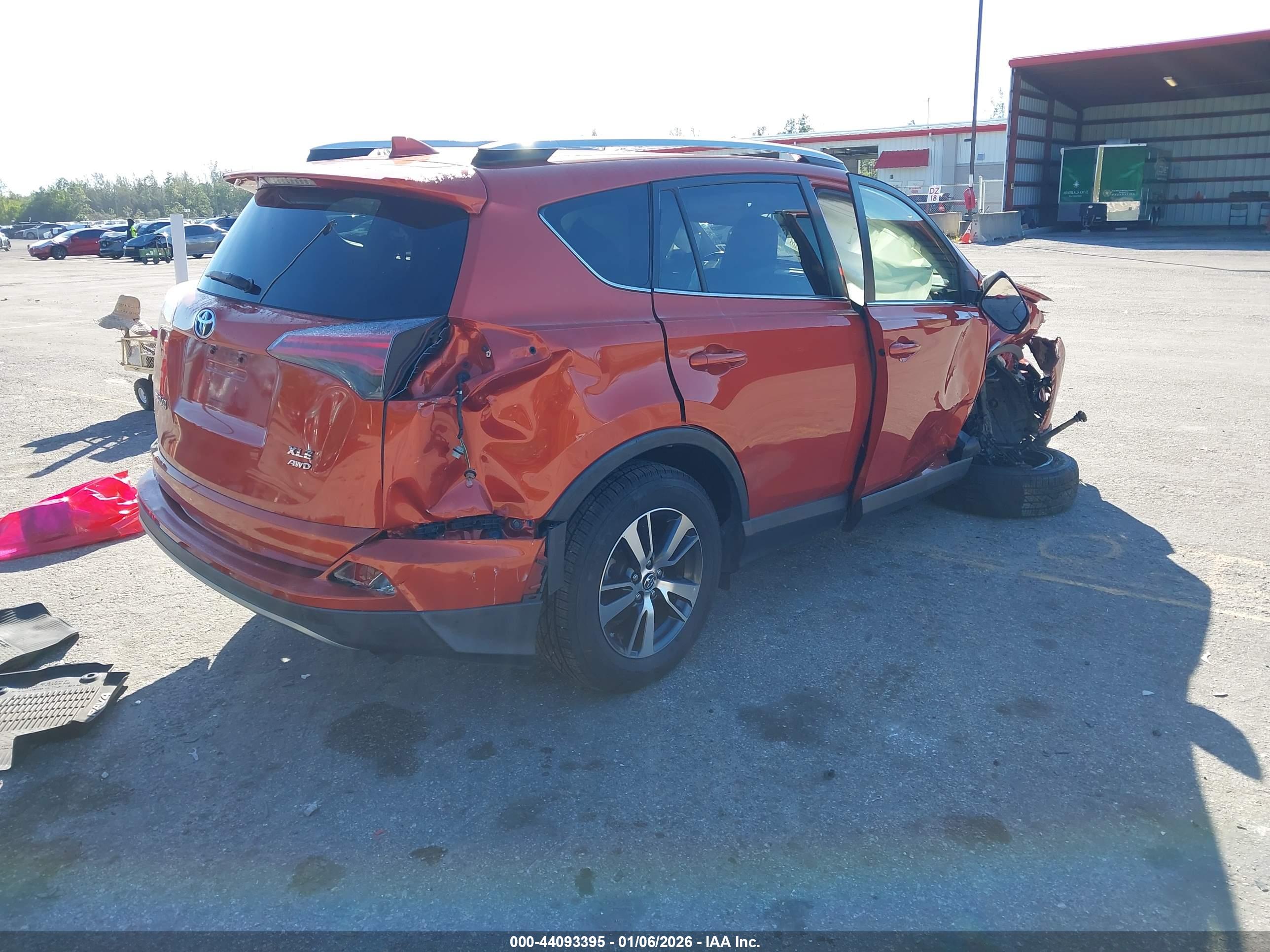TOYOTA RAV4 image 4