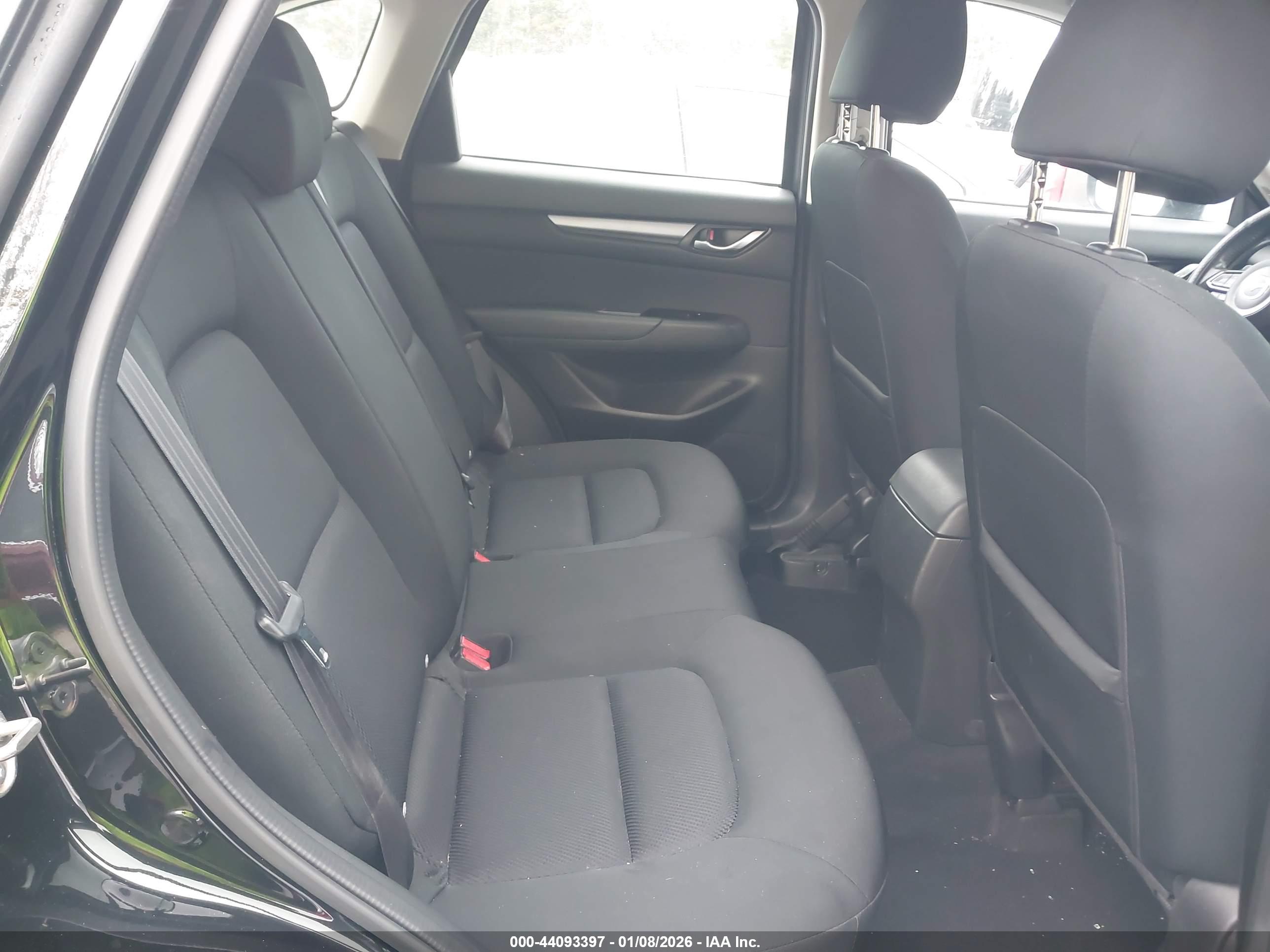 MAZDA CX-5 image 8