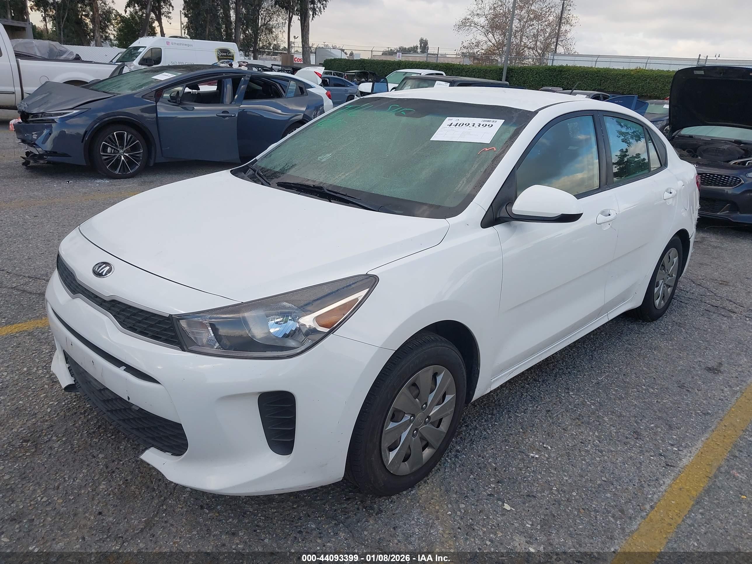KIA RIO image 2