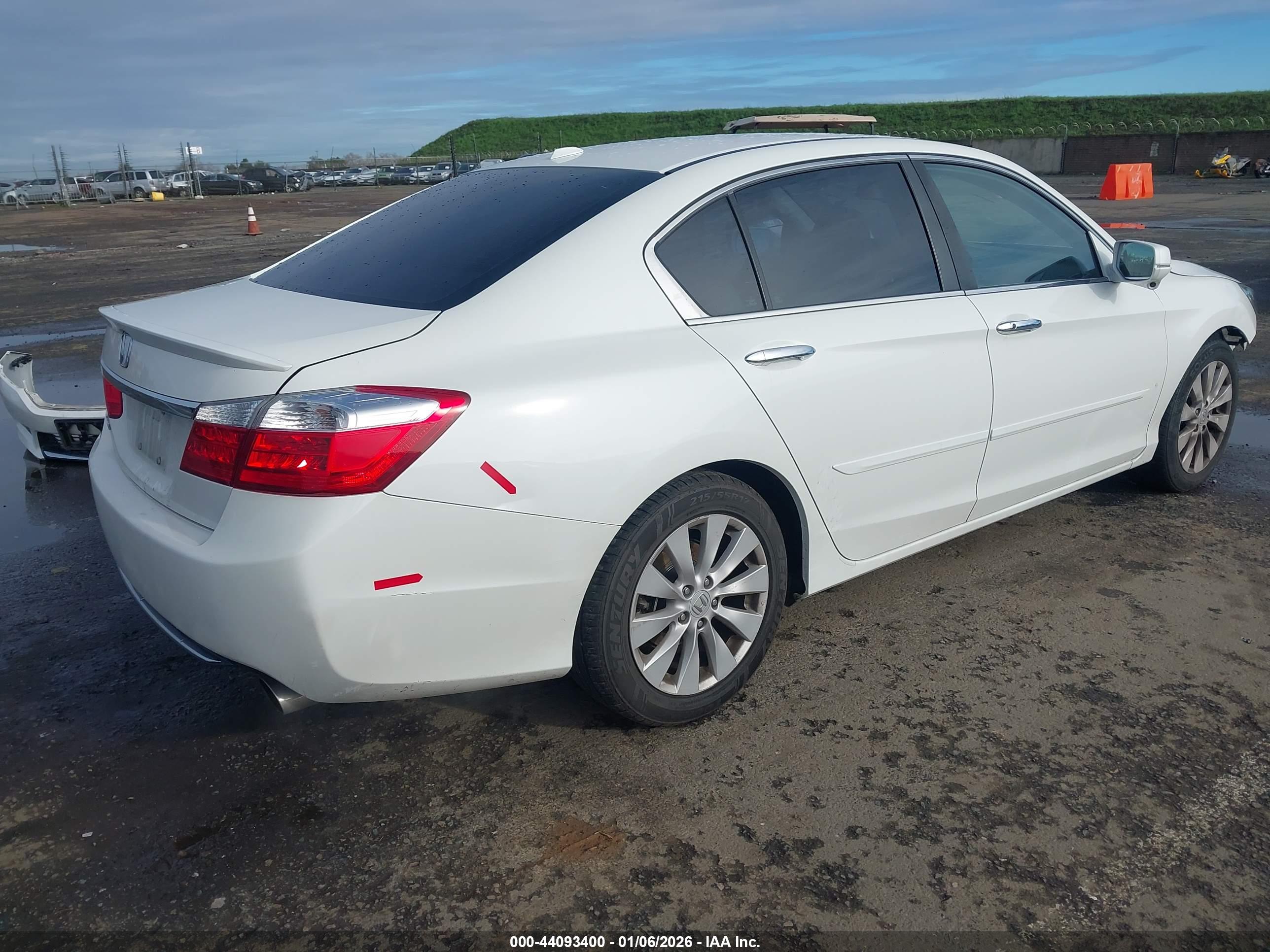 HONDA ACCORD image 4