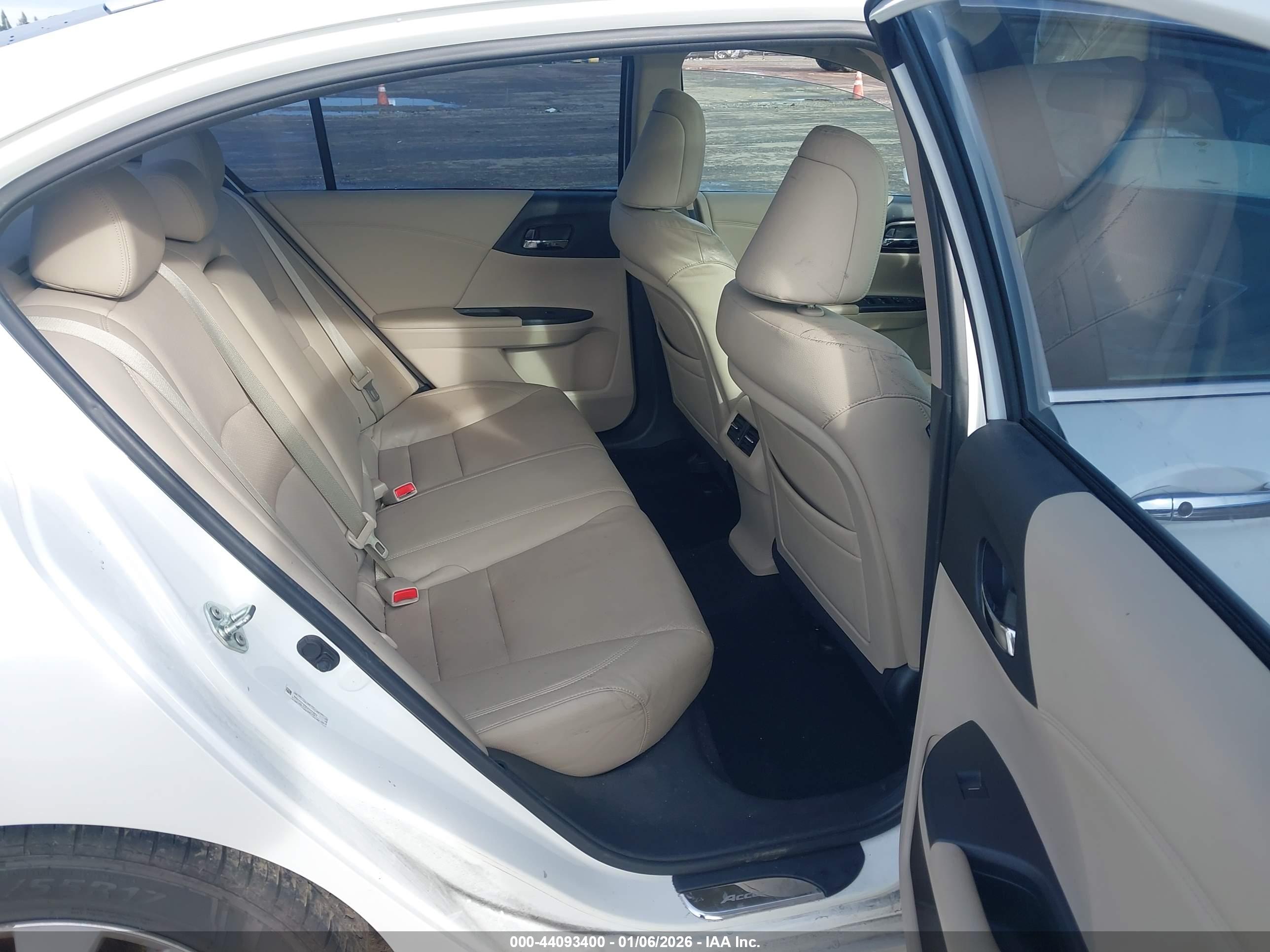 HONDA ACCORD image 8