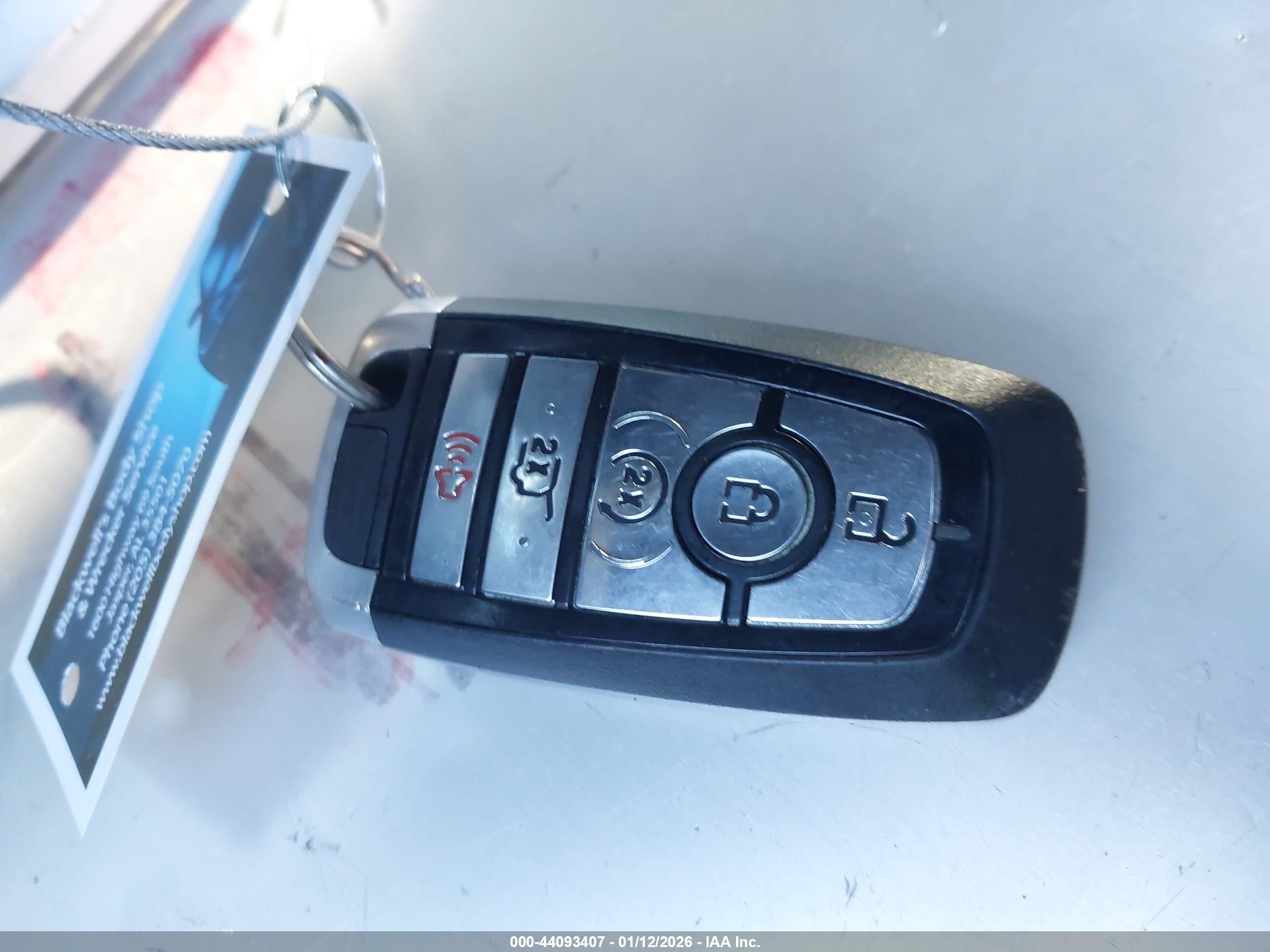 FORD EXPLORER image 11