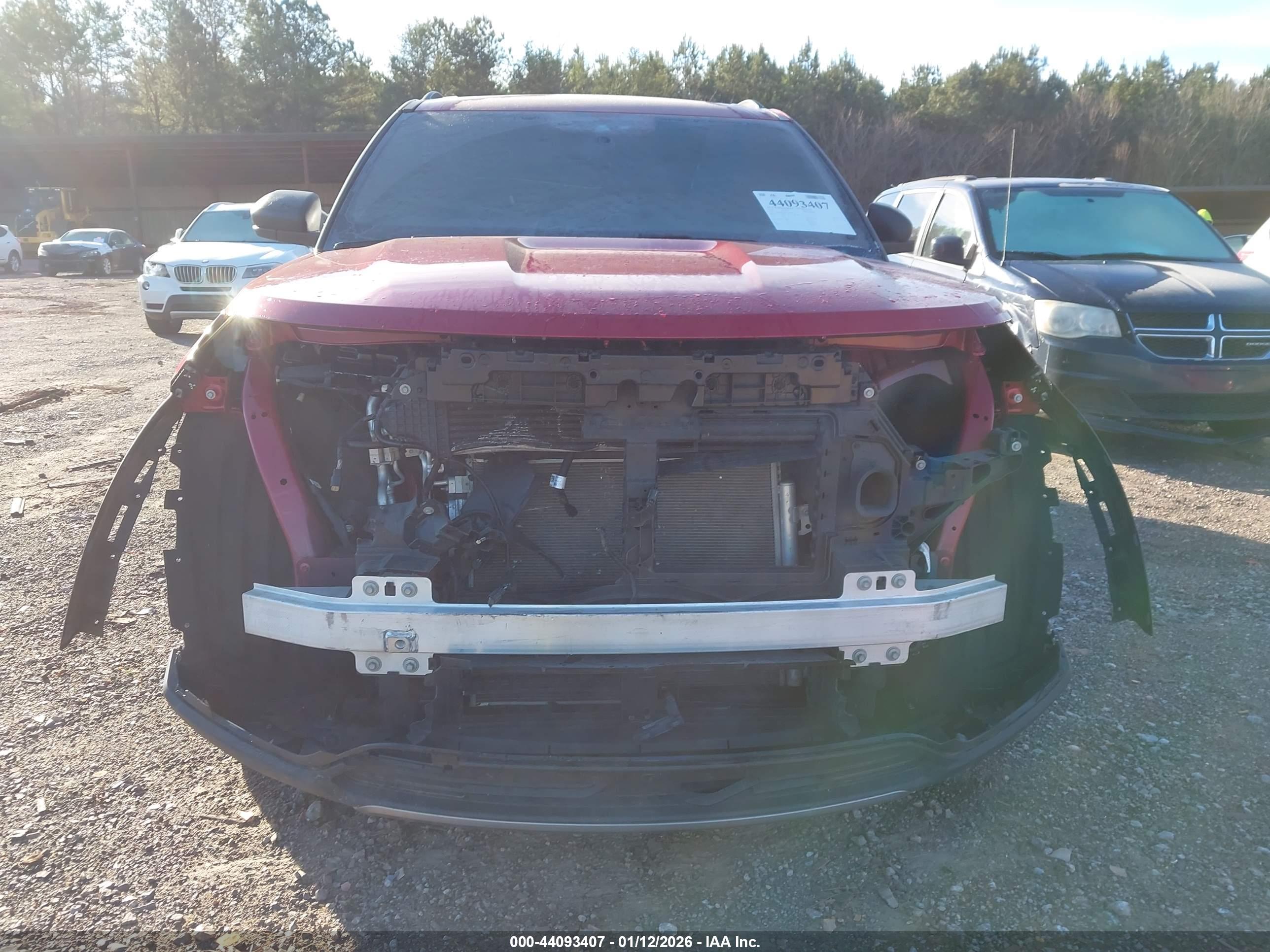 FORD EXPLORER image 6