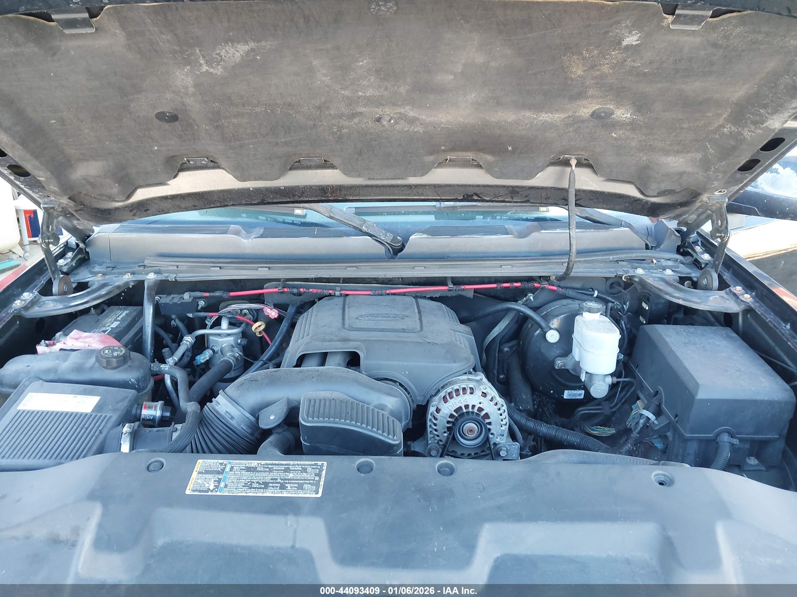 CHEVROLET SILVERADO image 10