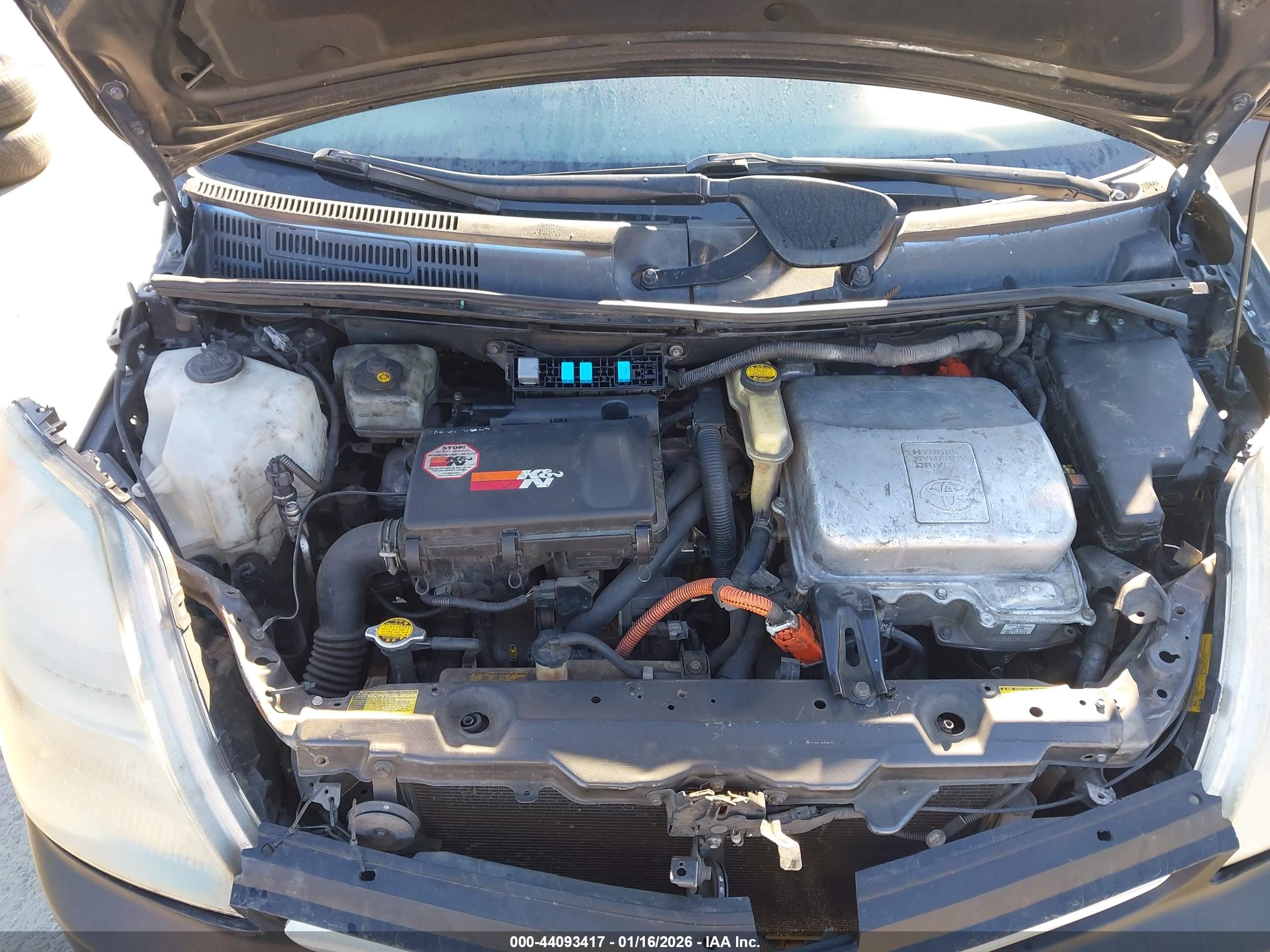 TOYOTA PRIUS image 10