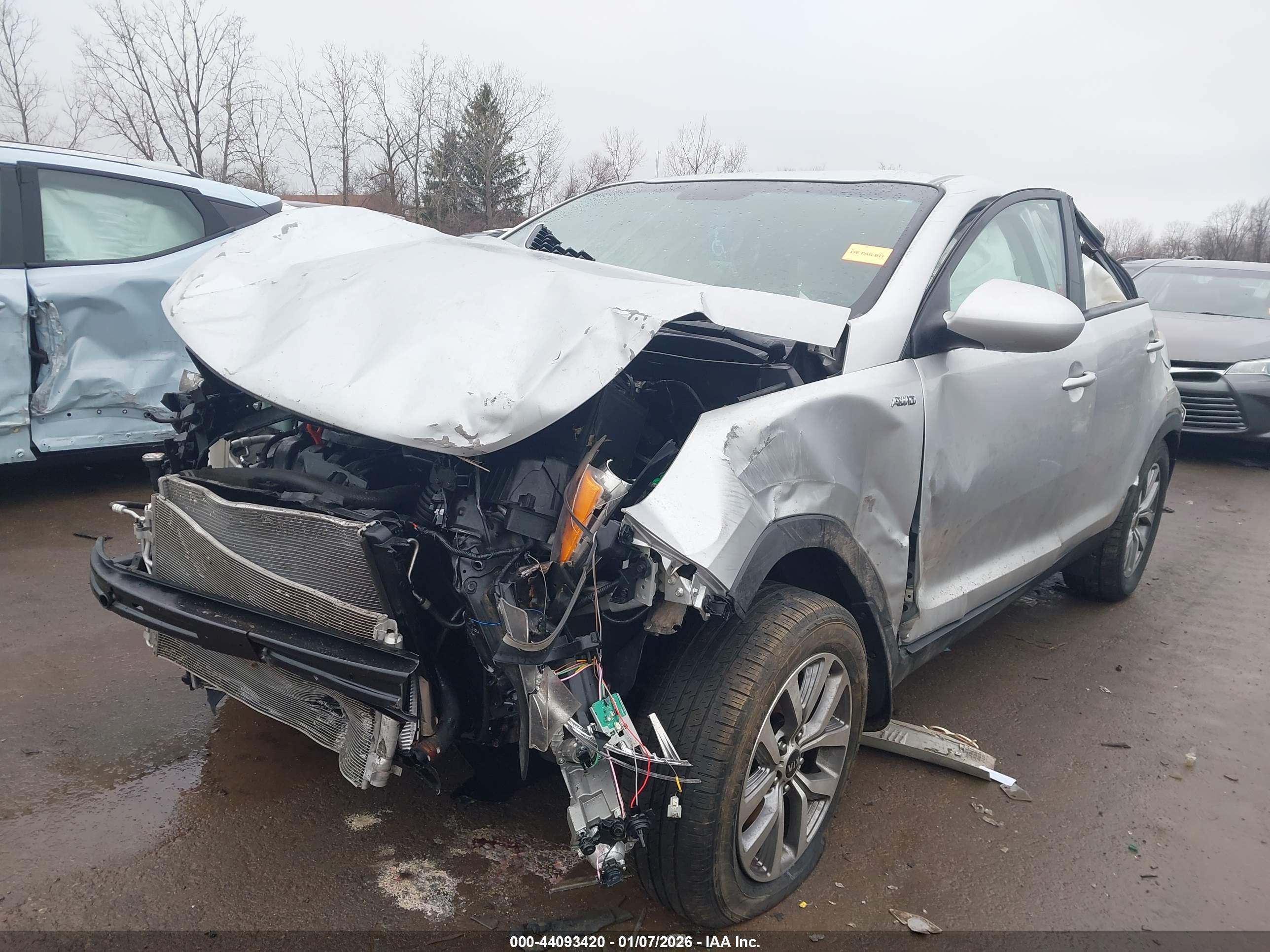 KIA SPORTAGE image 2