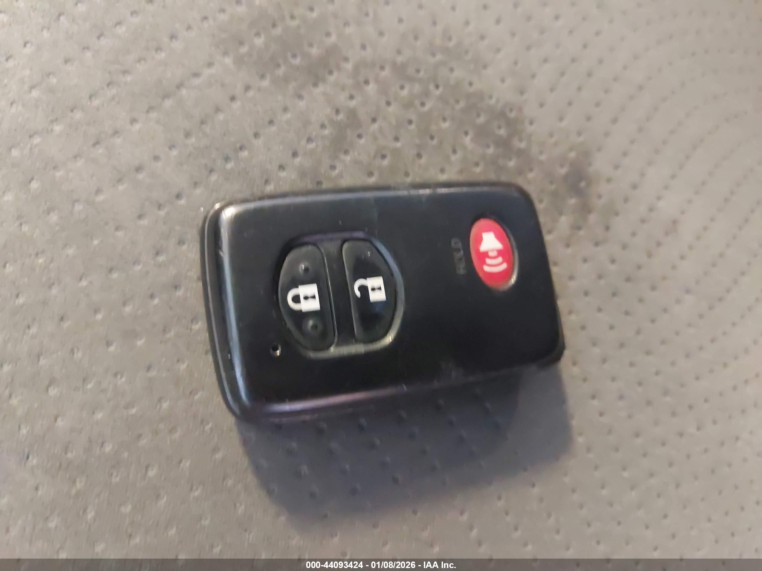 TOYOTA PRIUS image 11
