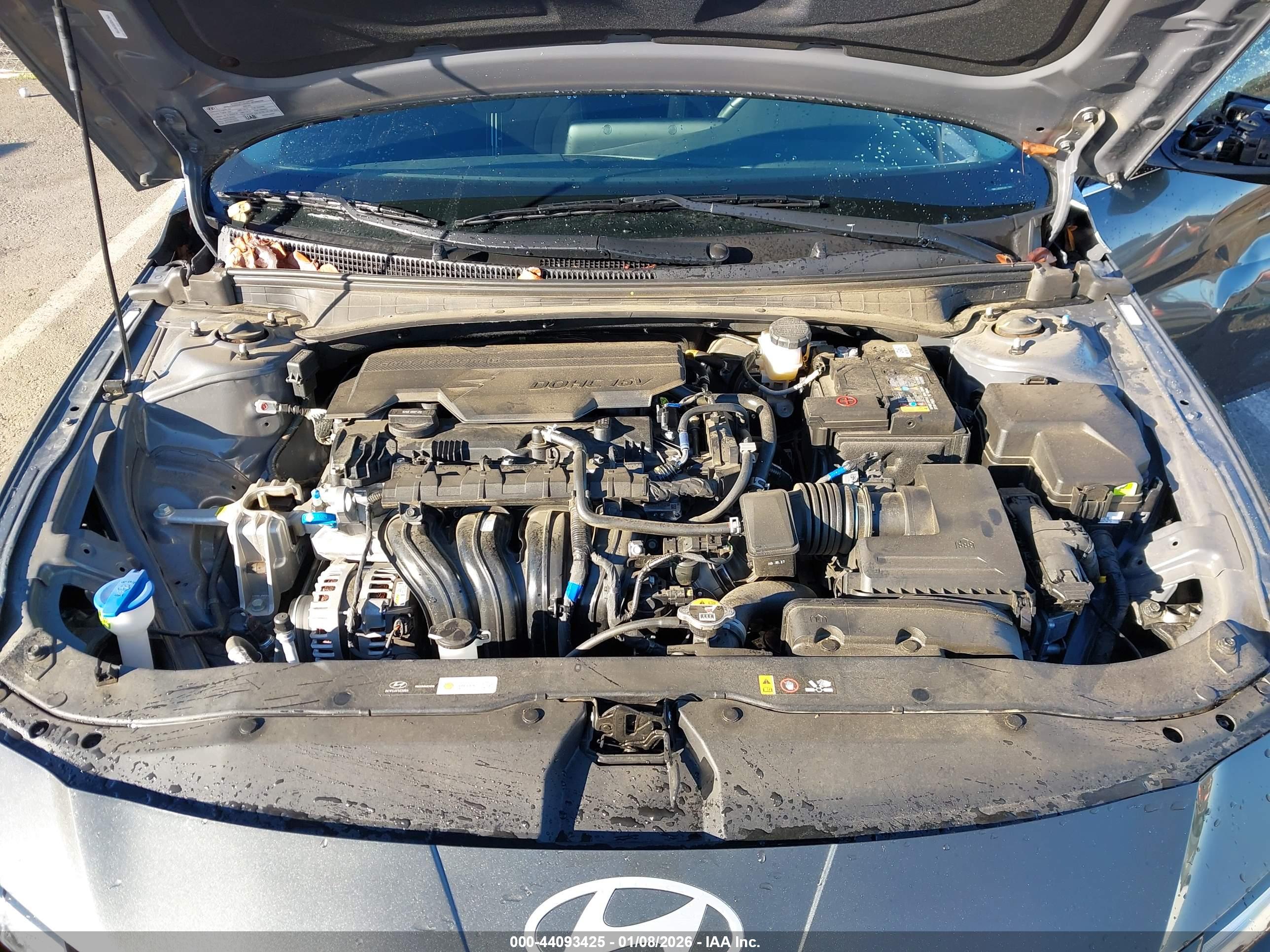 HYUNDAI ELANTRA image 10
